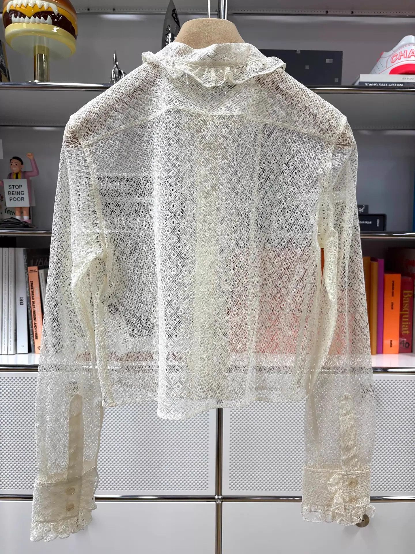 Celine Celine Ivory Ruffled Lace Blouse 36 Size XS / US 0-2 / IT 36-38 - 8 Thumbnail