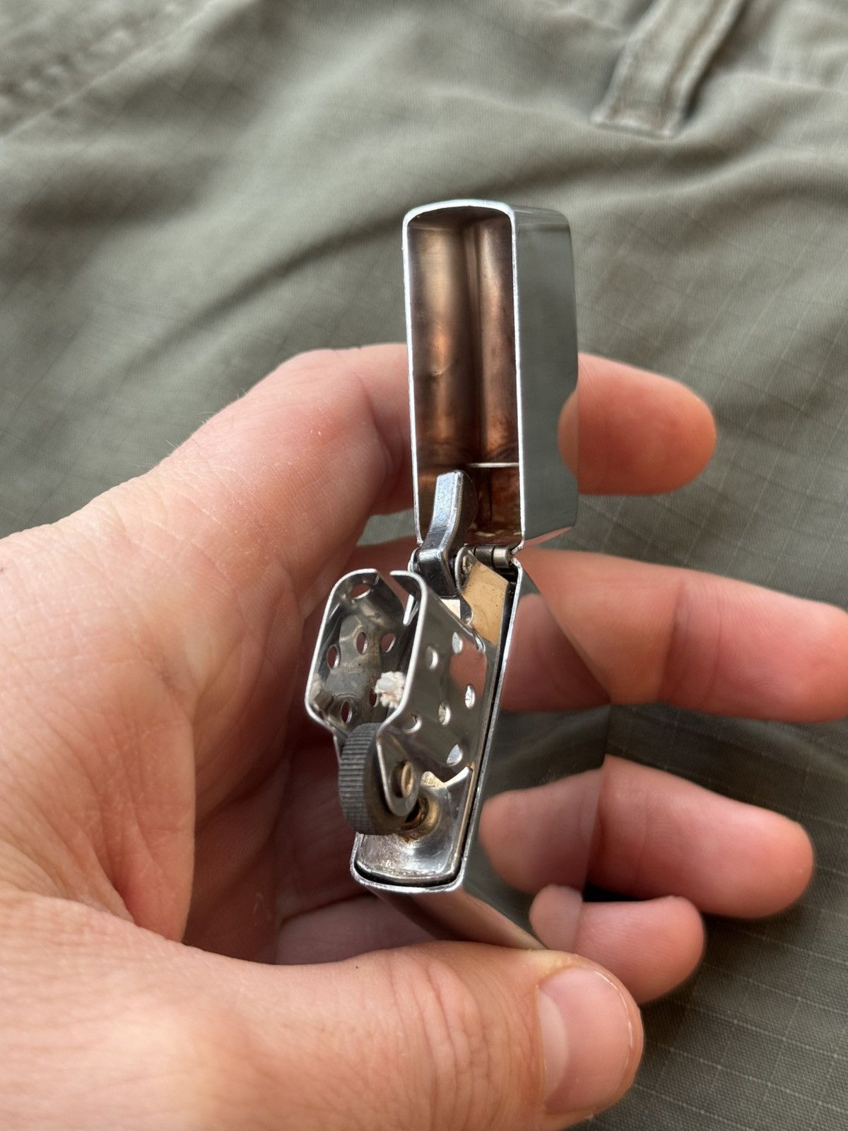 Vintage Silver Avant-Garde SPIDER face Art CIGAR LIGHTER, WORK Size ONE SIZE - 6 Thumbnail