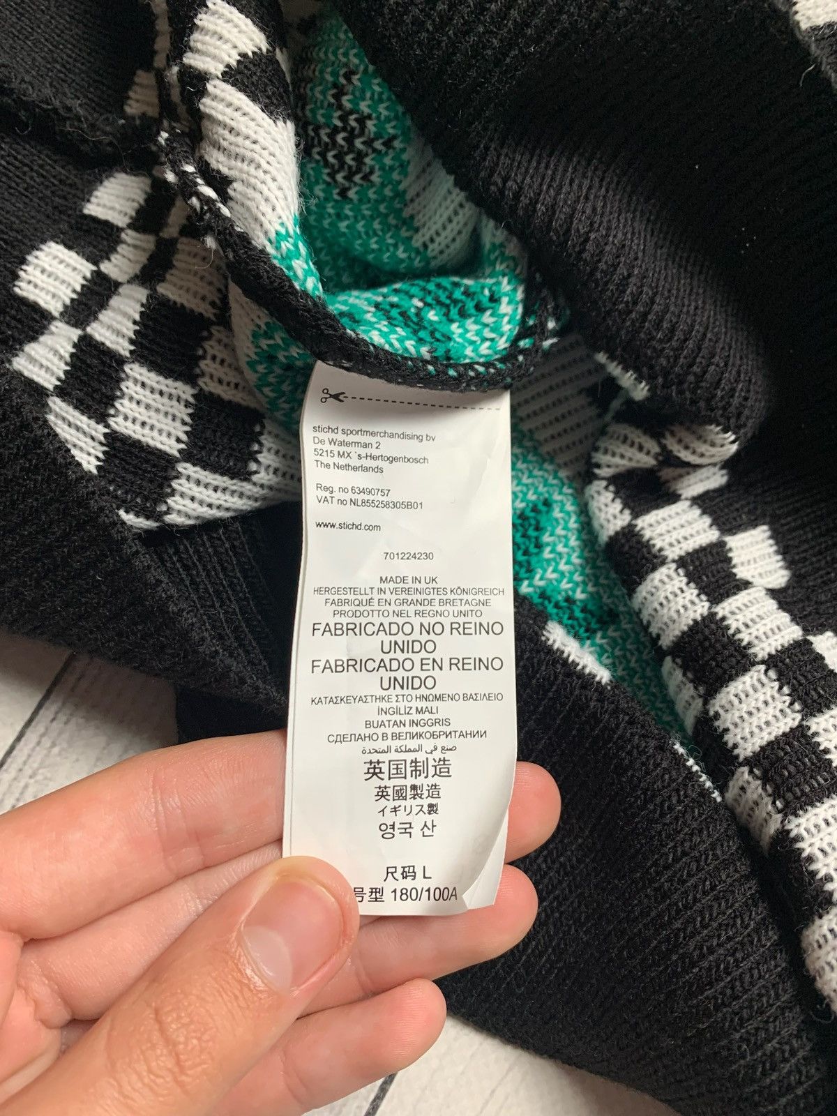 Mercedes-Benz Racing Mercedes Petronas sweater size L logo rare Size US L / EU 52-54 / 3 - 8 Thumbnail