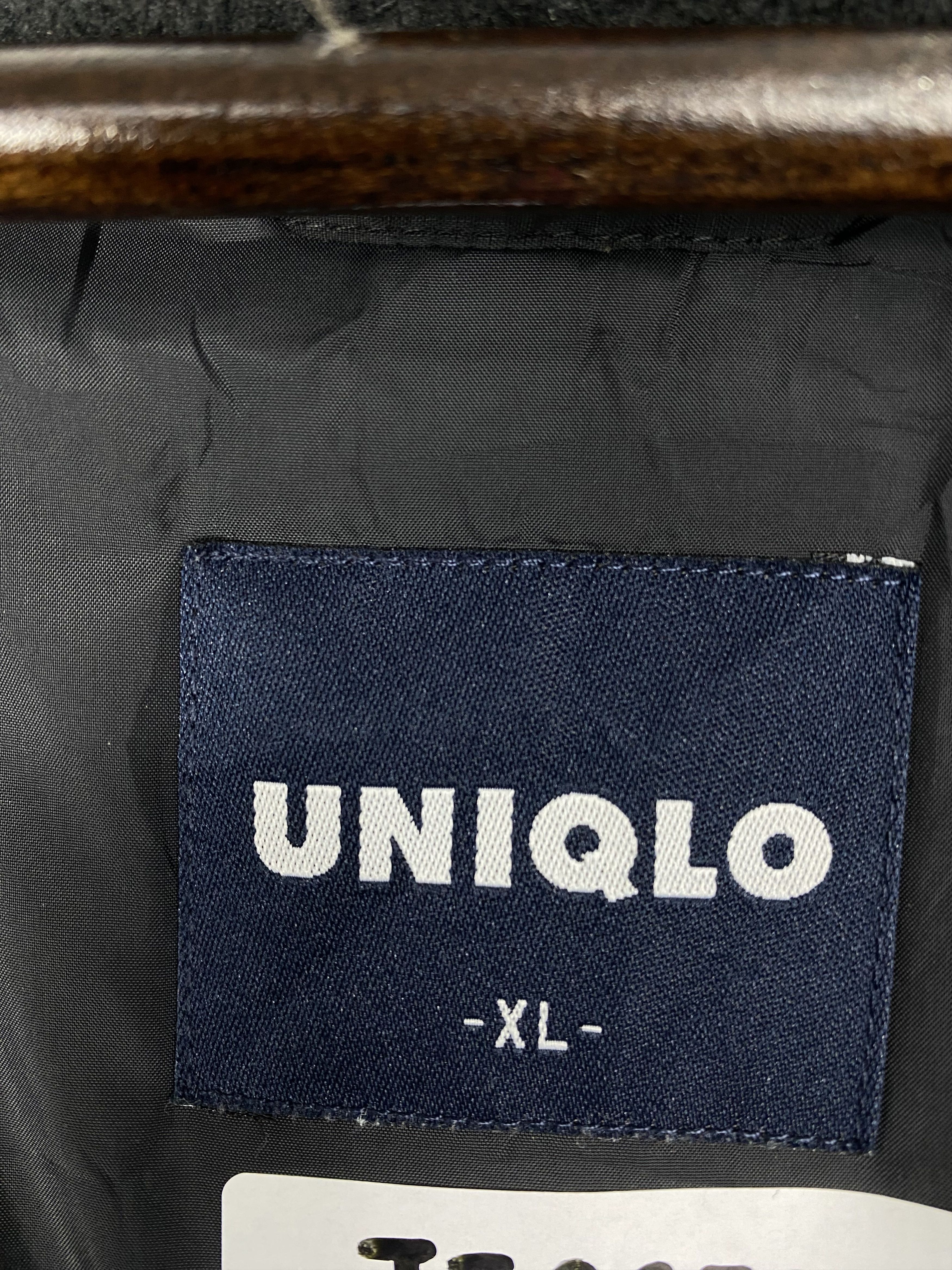 Uniqlo Vintage Uniqlo Puffer Jacket Size US XL / EU 56 / 4 - 8 Thumbnail