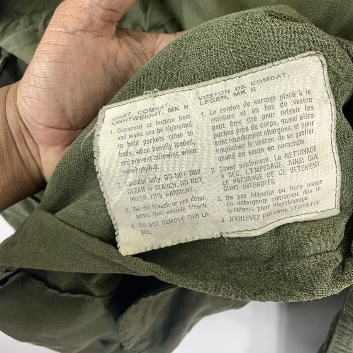 Vintage VINTAGE MILITARY CANADA OLIVE GREEN BUTTON SHIRTS Size US M / EU 48-50 / 2 - 10 Thumbnail