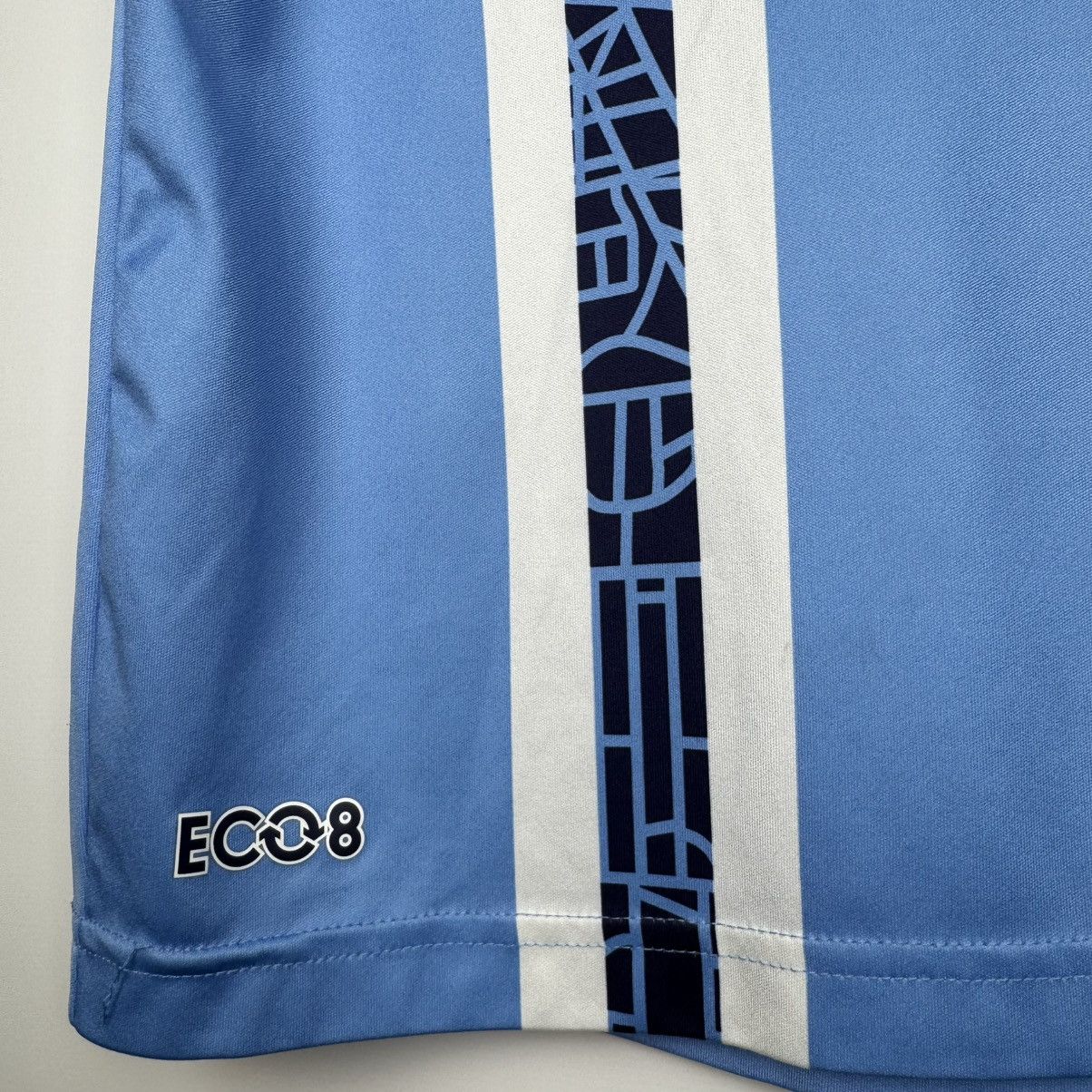 Hummel COVENTRY CITY 2022 2023 HOME FOOTBALL SHIRT SOCCER JERSEY Size US S / EU 44-46 / 1 - 9 Thumbnail