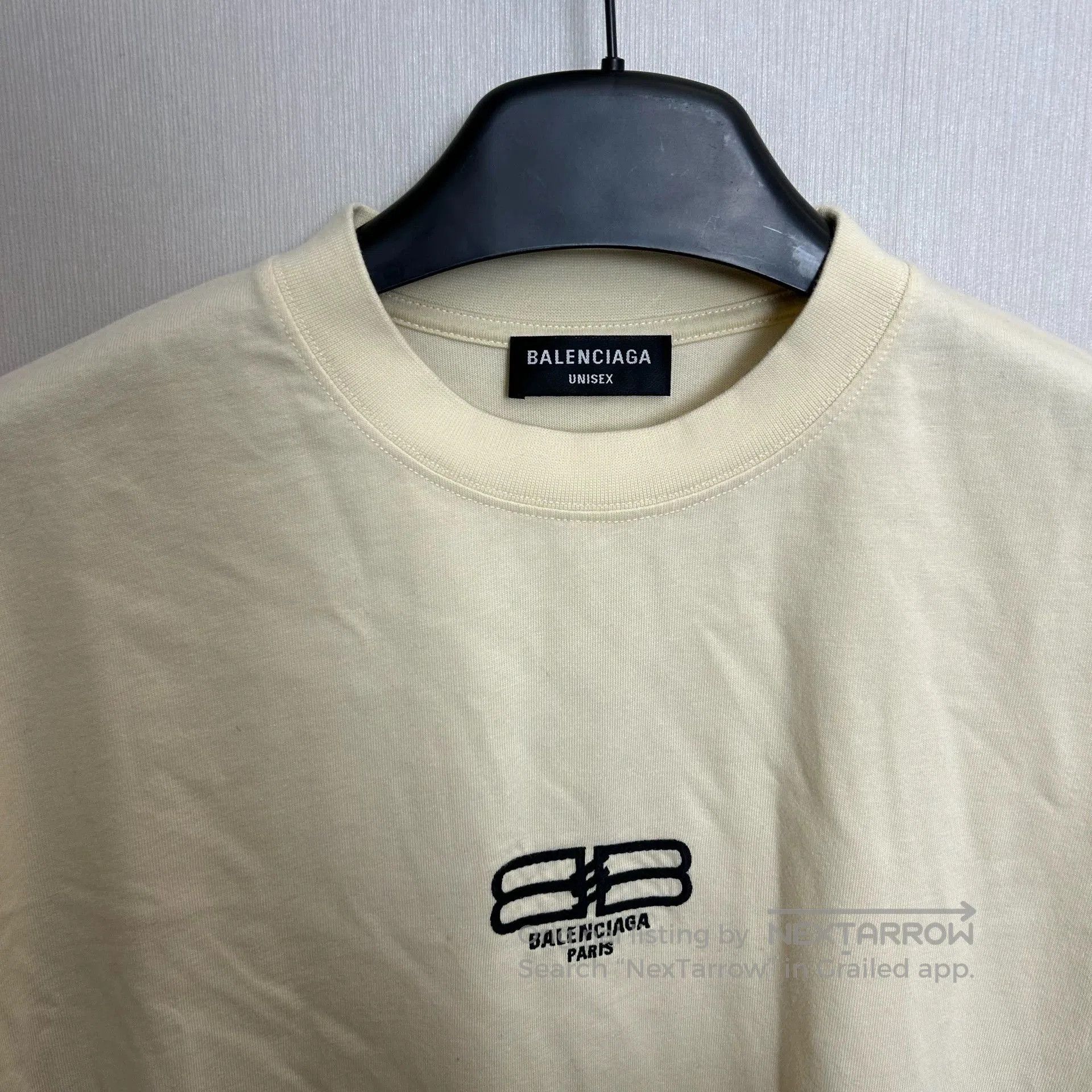 Balenciaga Balenciaga New Beige Lock Button T. Size S / US 4 / IT 40 - 2 Thumbnail