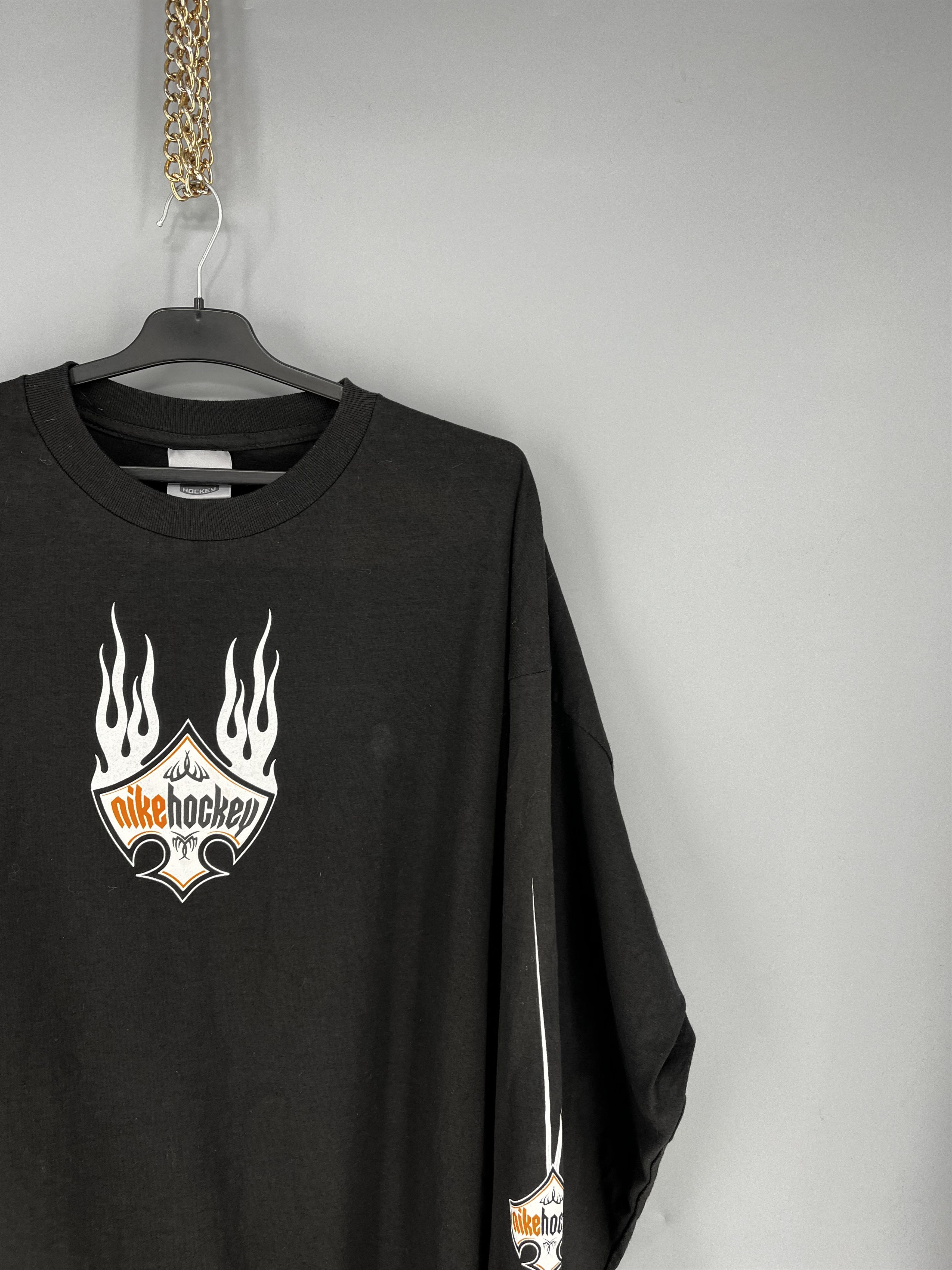 Nike Vintage Y2k Washed Black Nike Hockey Emblem Sweatshirts Size US XXL / EU 58 / 5 - 5 Thumbnail