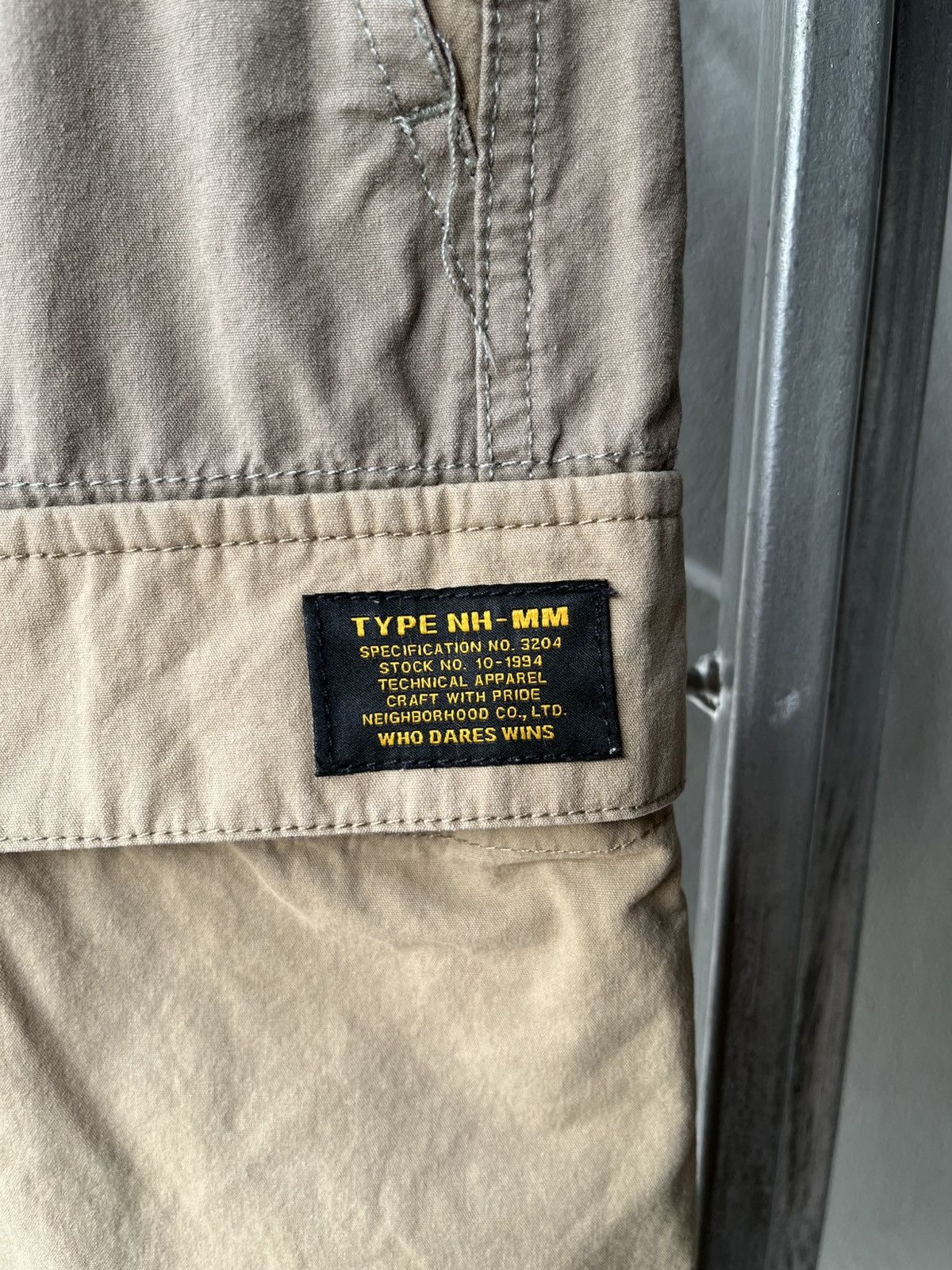 Neighborhood Neingborhood brown cargo shorts Size US 44 / EU 60 - 8 Thumbnail