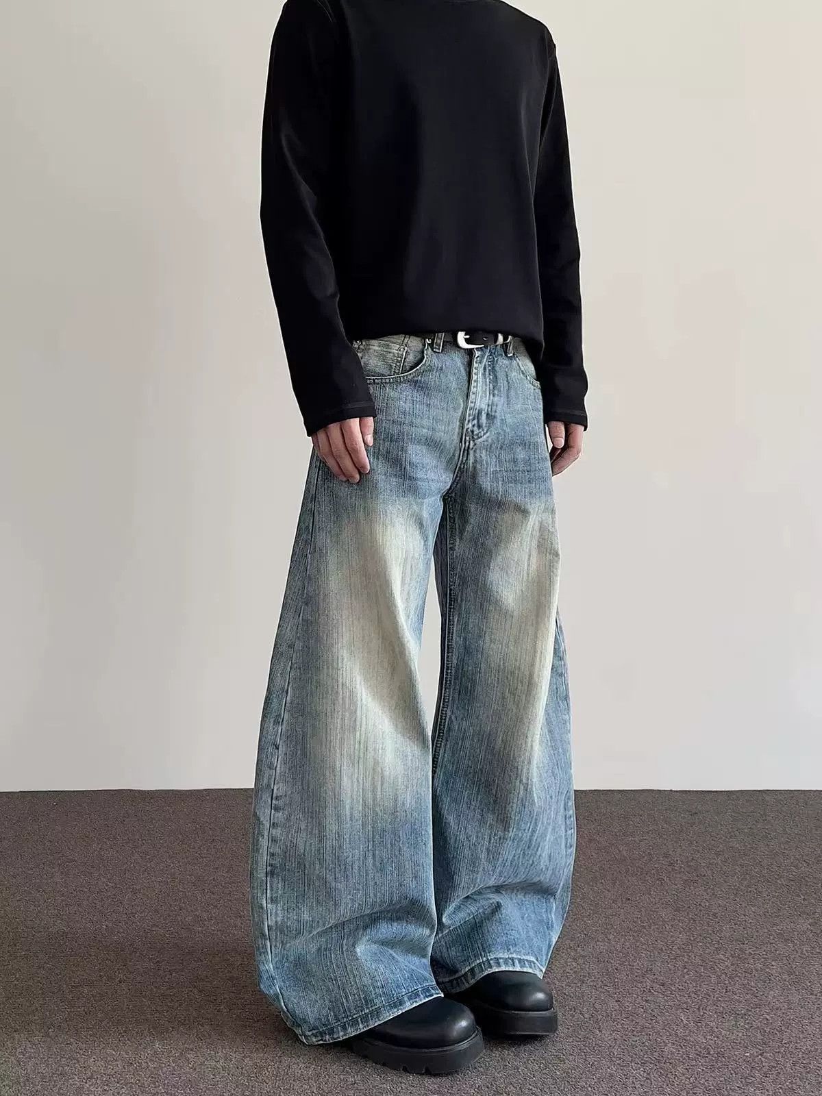 High street cleanfit bamboo distressed scimitar jeans