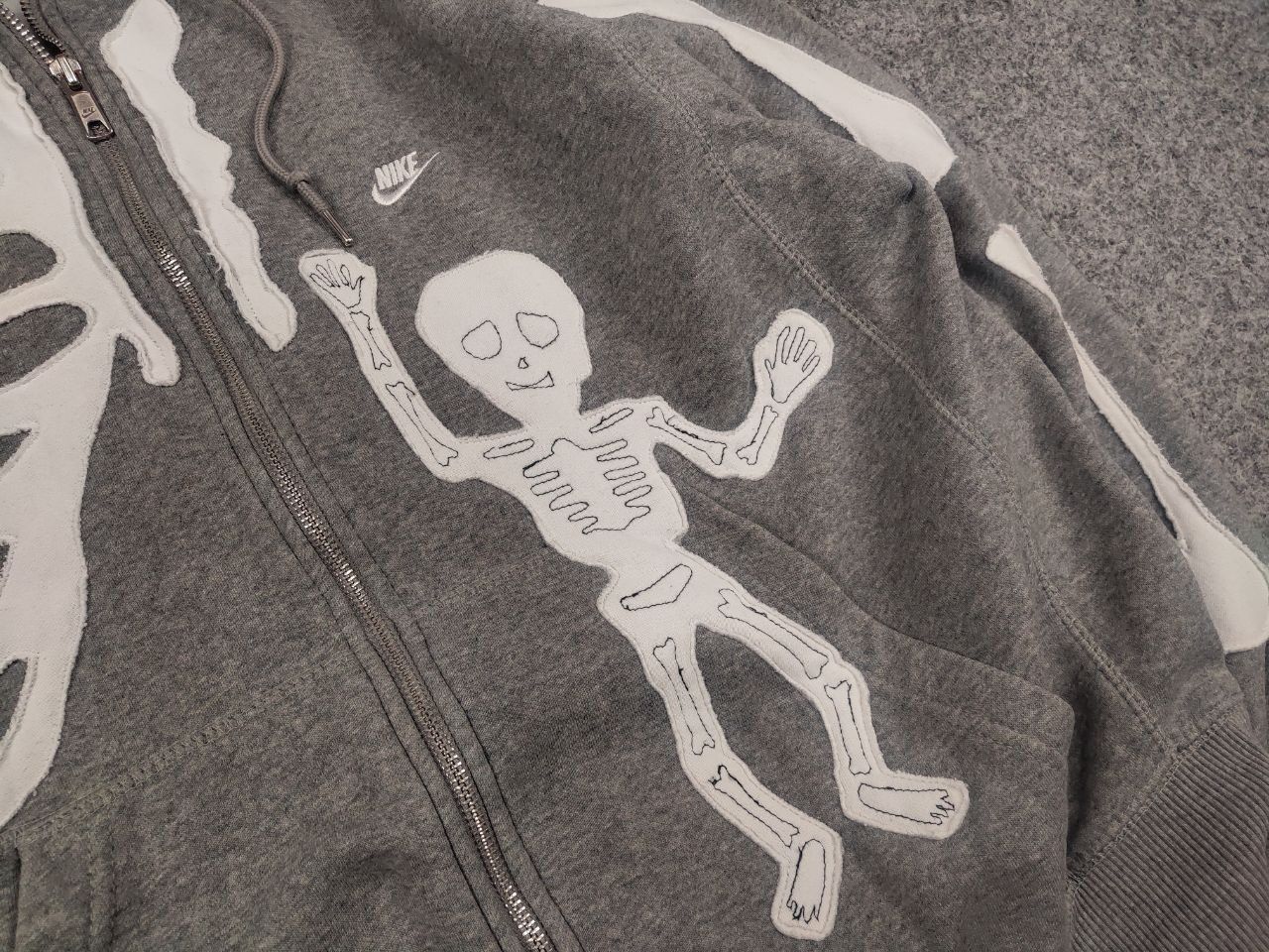 Nike Nike skeleton Logo vintage Rare reworked Zip Hoodie Y2K Size US L / EU 52-54 / 3 - 9 Thumbnail