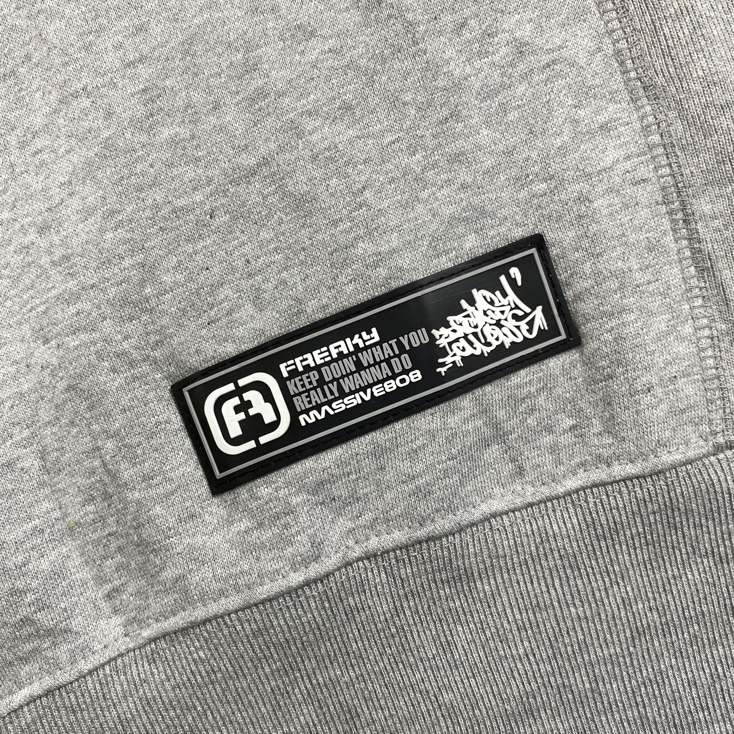Japanese Brand Vintage Freaky Sweatshirt Sleeveless - SW0136 Size US L / EU 52-54 / 3 - 8 Thumbnail