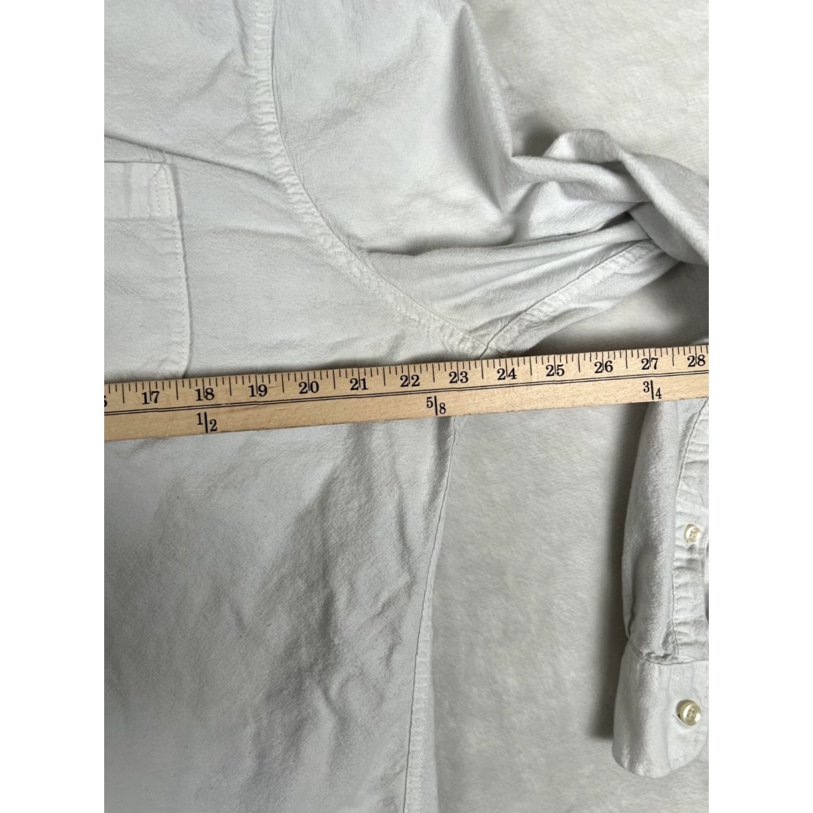 Abercrombie & Fitch Abercrombie & Fitch Shirt Mens 2XL Light Gray Solid Long Sleeve Button Up Muscle Shirt Size US XXL / EU 58 / 5 - 5 Thumbnail