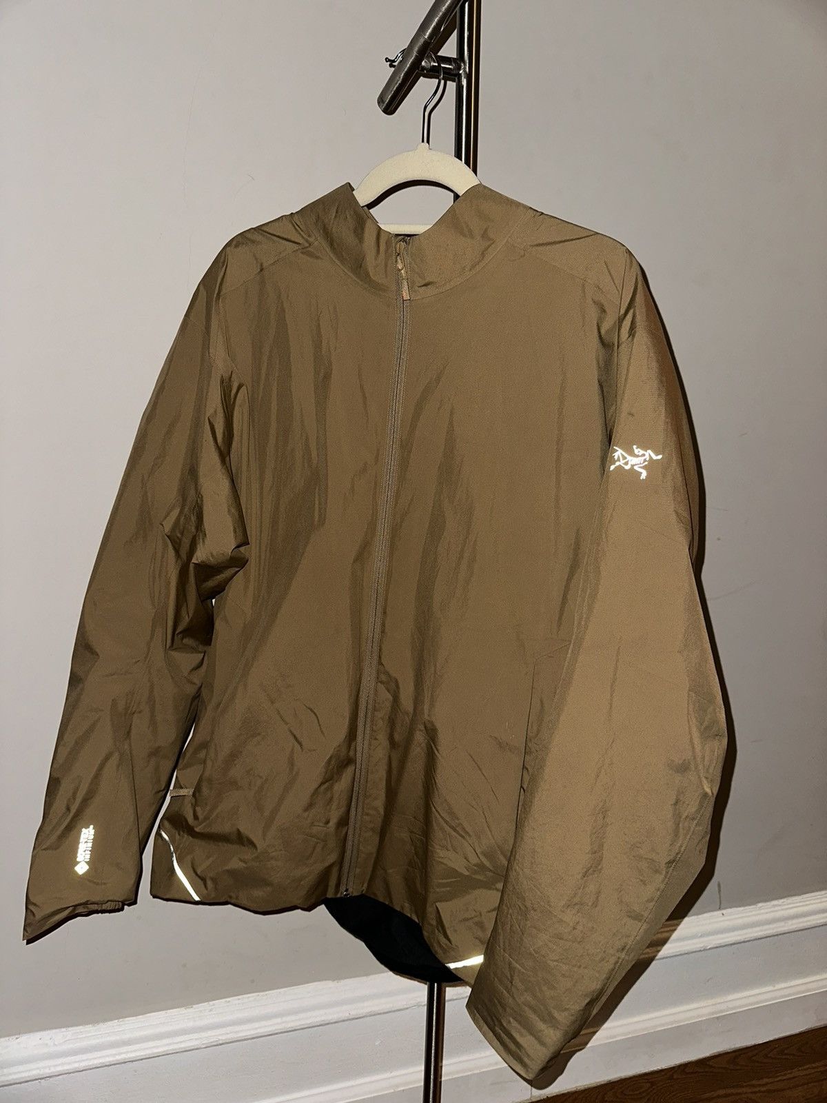 image of Arcteryx Arc’Teryx Solano Jacket in Beige, Men's (Size XL)