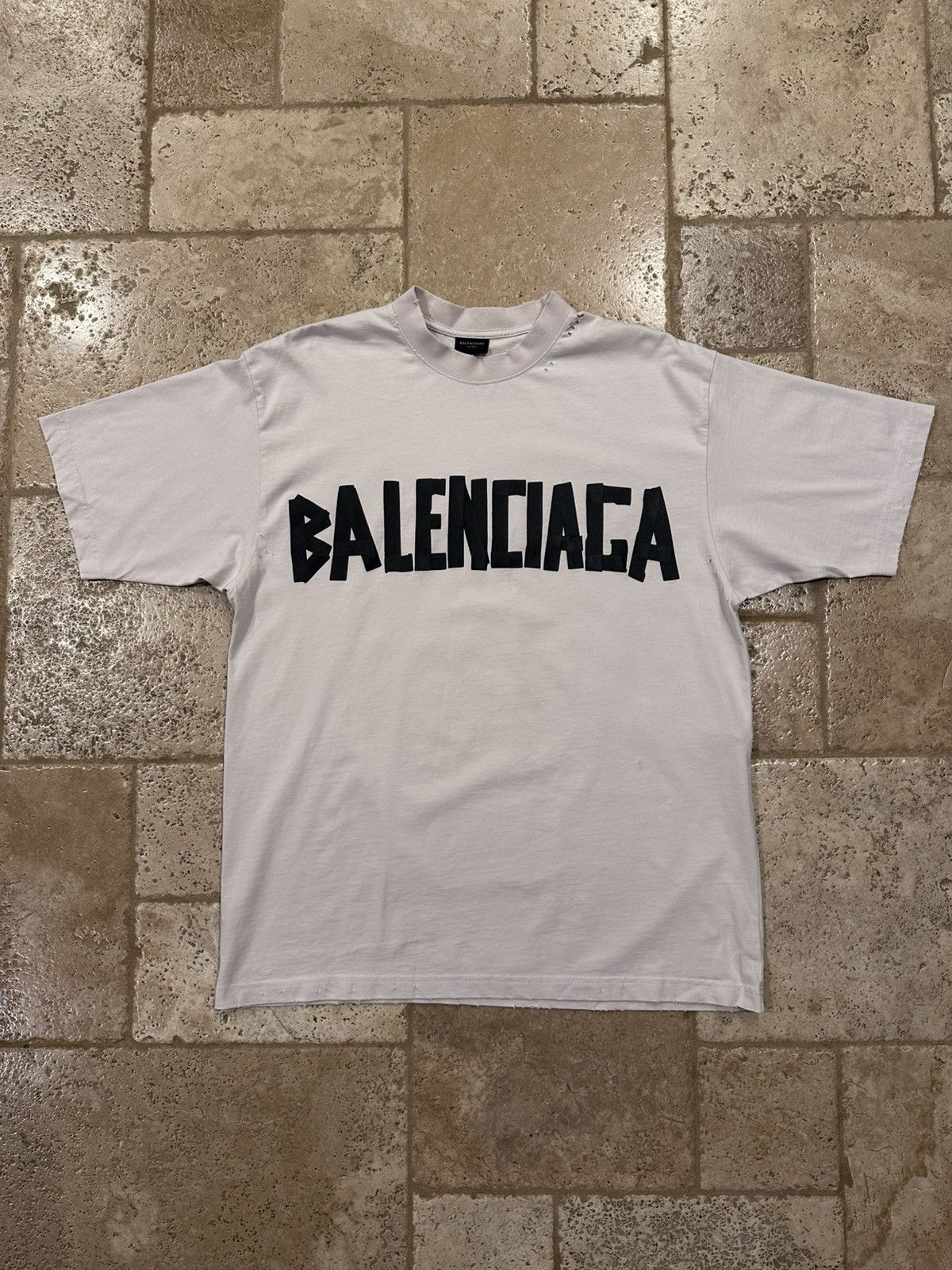 Balenciaga Balenciaga Distressed Type Black Duct Tape Logo White Tee Size US XS / EU 42 / 0 - 4 Thumbnail