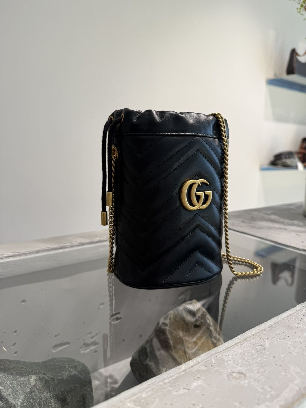 Gucci BNWT Gucci GG Marmont Bucket Bag Size ONE SIZE - 2 Thumbnail