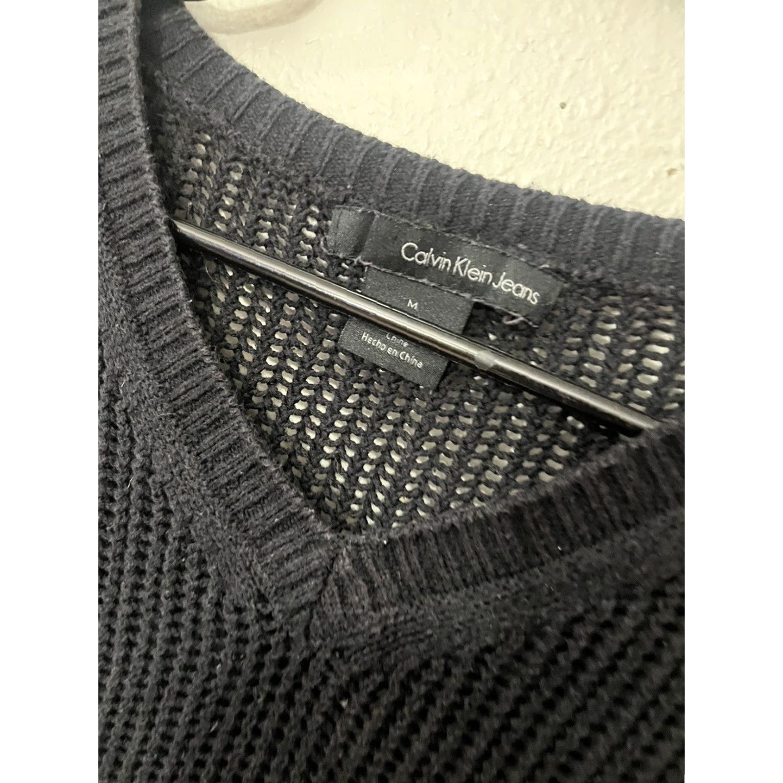 Calvin Klein Calvin Klein Jeans Black V-Neck Cable Knit Open Work Sweater Size Medium Size M / US 6-8 / IT 42-44 - 2 Thumbnail