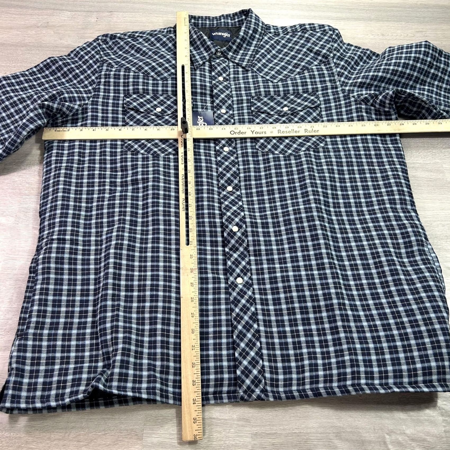 Wrangler VINTAGE Wrangler Jacket Mens 2XL Blue Plaid Quilted Flannel Western Snap Shacket Size US XXL / EU 58 / 5 - 6 Thumbnail
