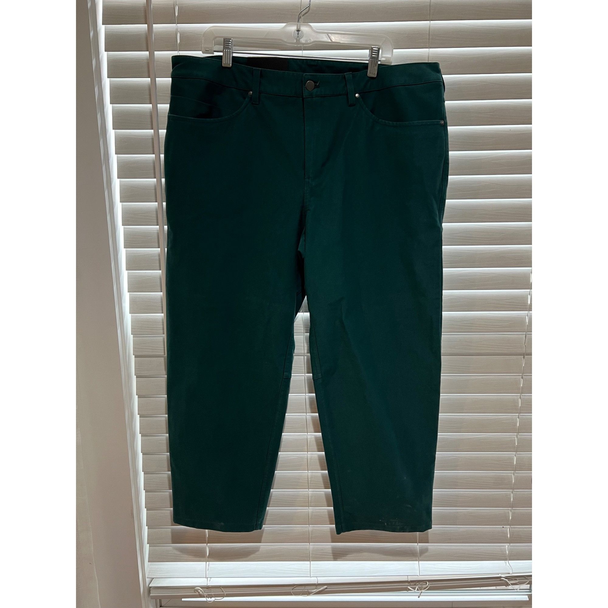 Lululemon Lululemon ABC Men’s Green Pants - NWT Size 38 Size US 38 / EU 54 - 1 Thumbnail
