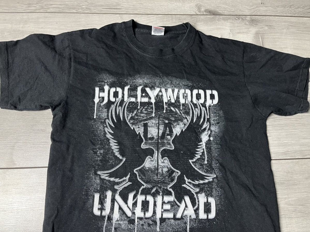 Band Tees Hollywood undead Tshirt rock size Medium Size US M / EU 48-50 / 2 - 3 Thumbnail