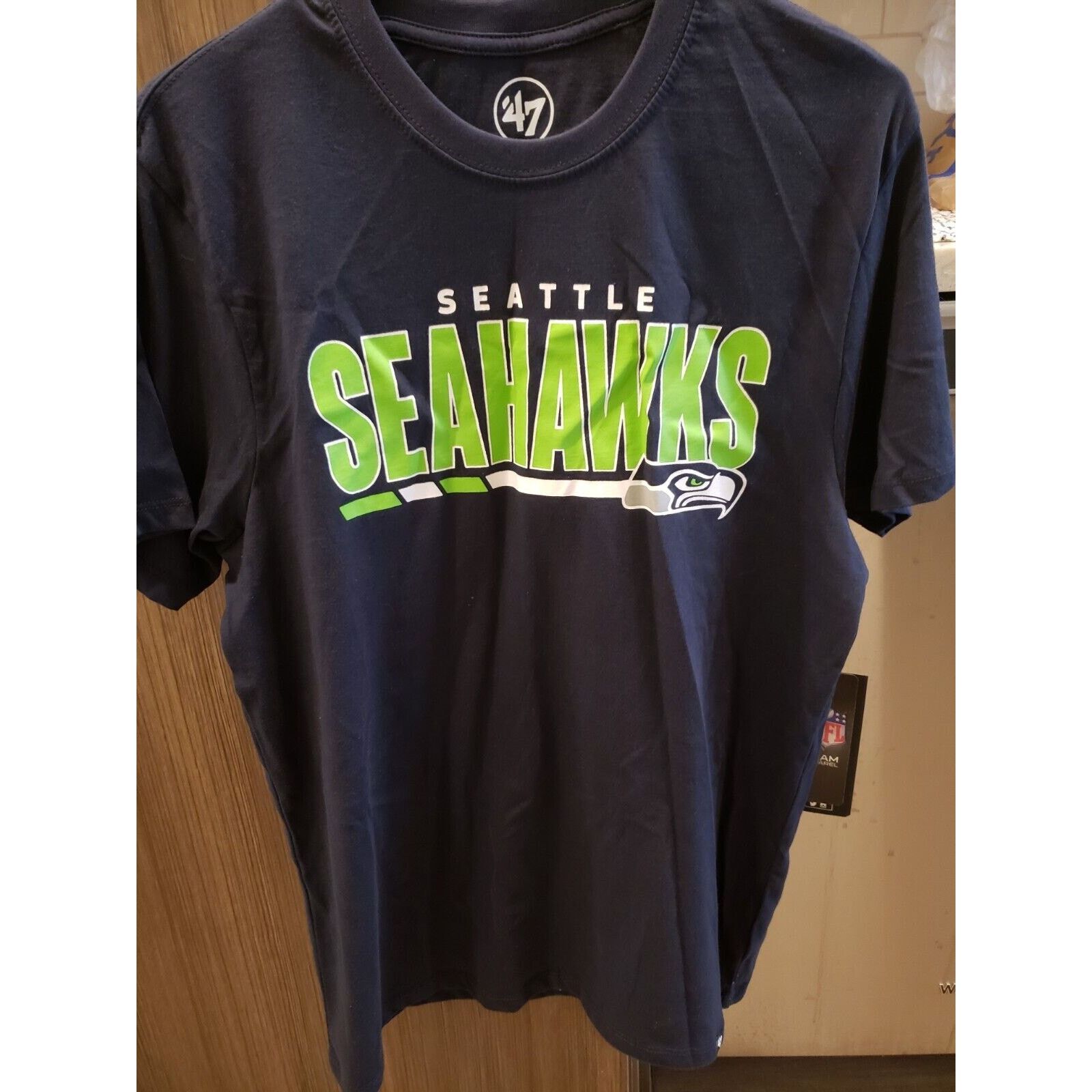 47 Seattle Seahawks T Shirt Medium Helmet Men Navy 47 Brand Size US M / EU 48-50 / 2 - 1 Thumbnail