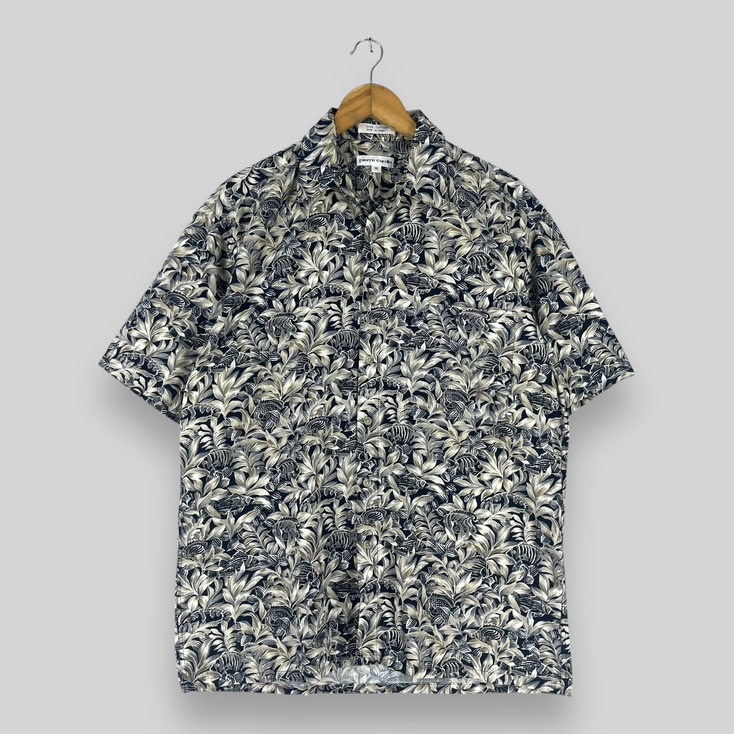 Vintage Vintage PIERRE CARDIN Hawaii Floral Motive Button Up Shirt Size US M / EU 48-50 / 2 - 1 Thumbnail