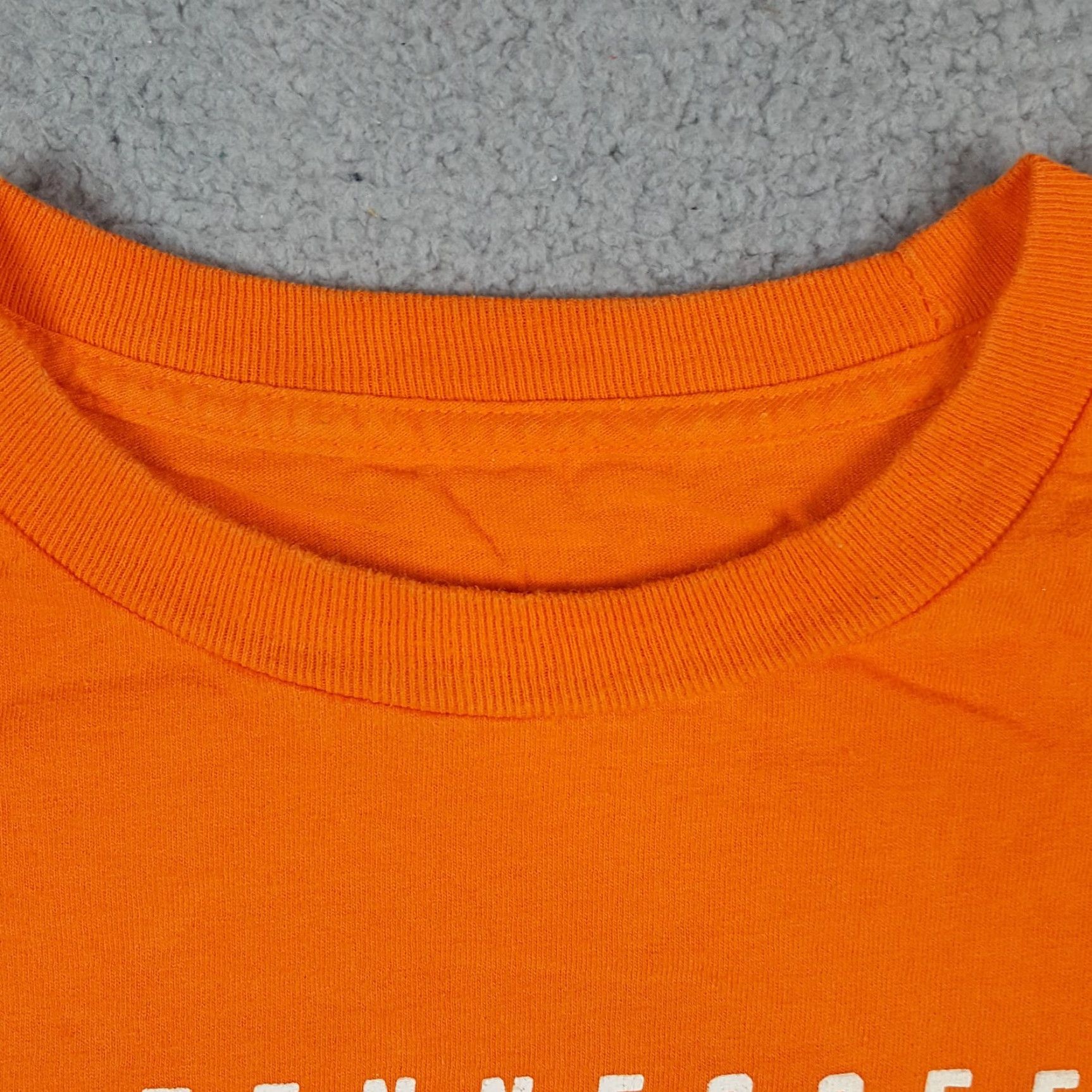 NCAA VINTAGE Tennessee Tough Vols Shirt Mens Size Small Orange Football NCAA College School 90s Vintage Y2K Mens Size US S / EU 44-46 / 1 - 6 Thumbnail