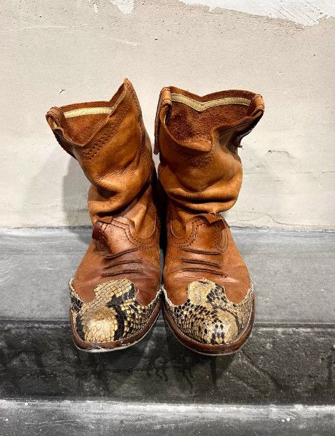 Junya Watanabe JUNYA WATANABE MAN 2000s Snakeskin Panel Pointed-Toe Boots Size US 6.5 / EU 39-40 - 1 Thumbnail
