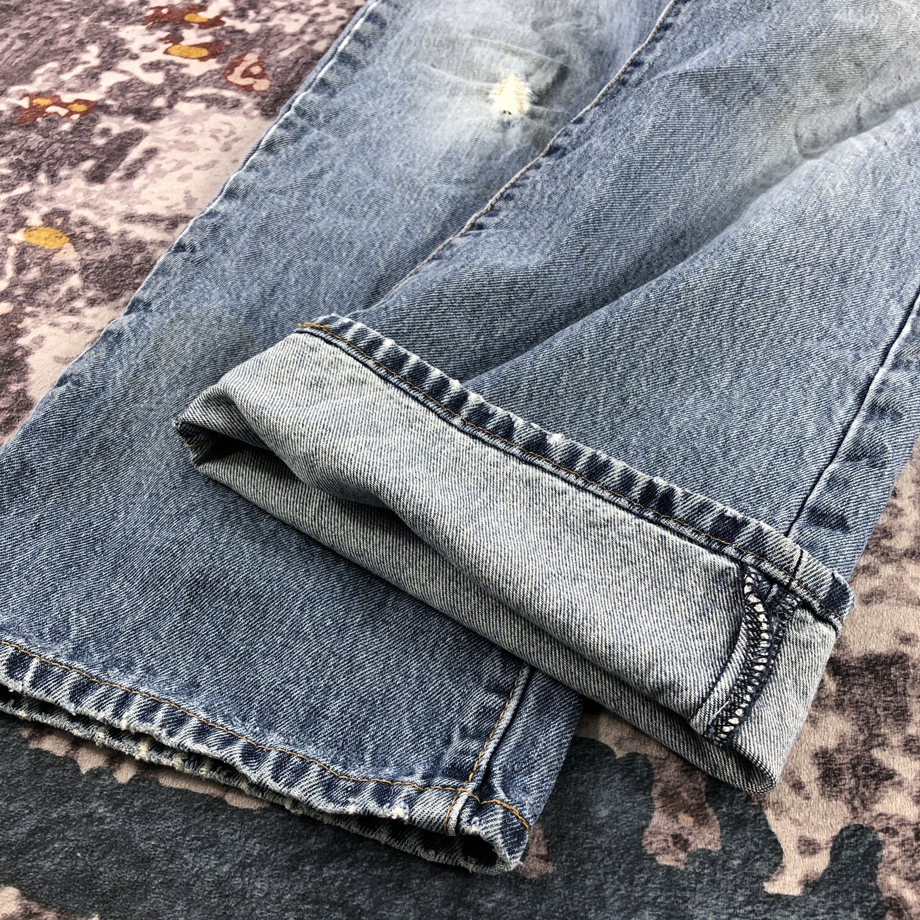 Levi's × Vintage Vintage Blue Wash Levis 517 Flare Jeans-JM2979 Size US 37 - 8 Thumbnail