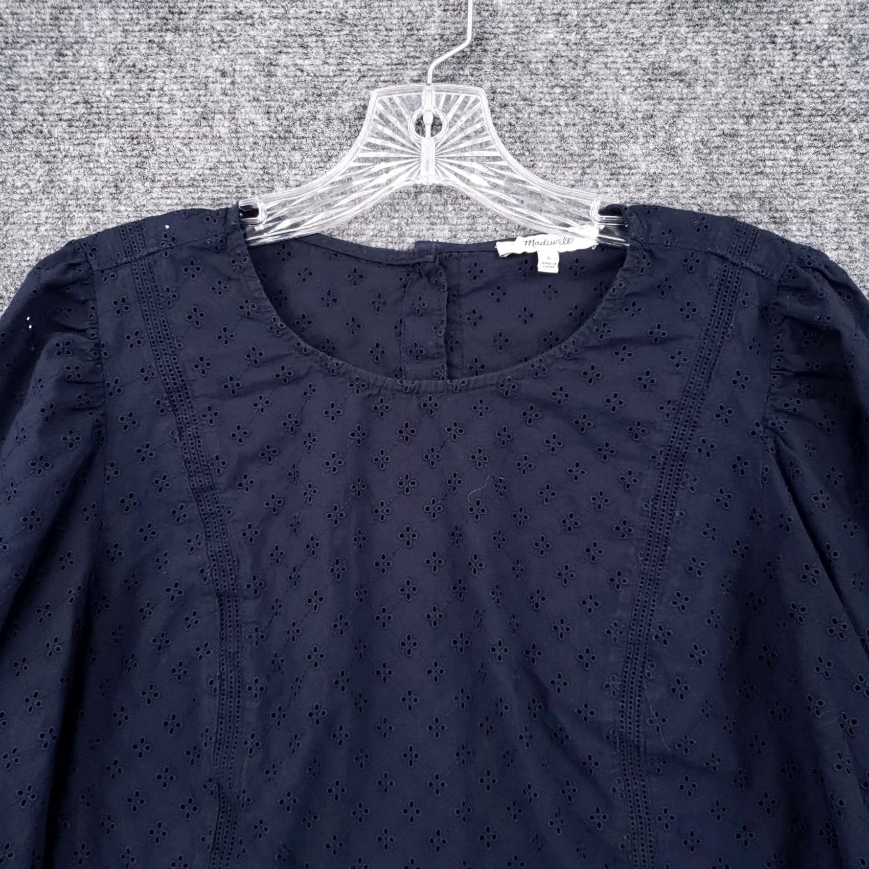 Madewell Madewell Top Blouse Womens 6 Navy Blue Eyelet Button Back Long Sleeve Peasant Bohemian Conference Standout Size M / US 6-8 / IT 42-44 - 3 Thumbnail