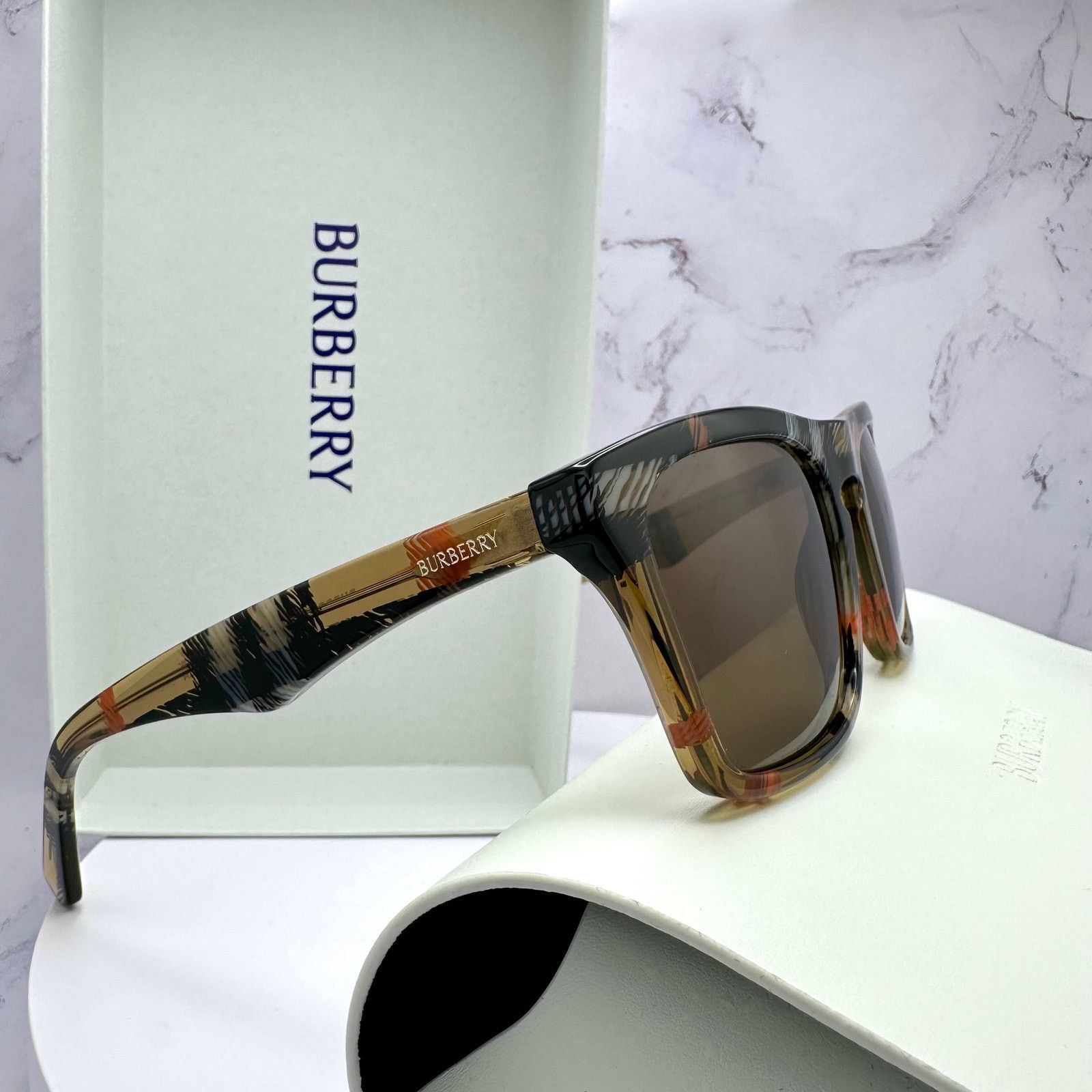 Burberry Burberry New Sunglasses Brown Black Square Classic Check Size ONE SIZE - 16 Thumbnail