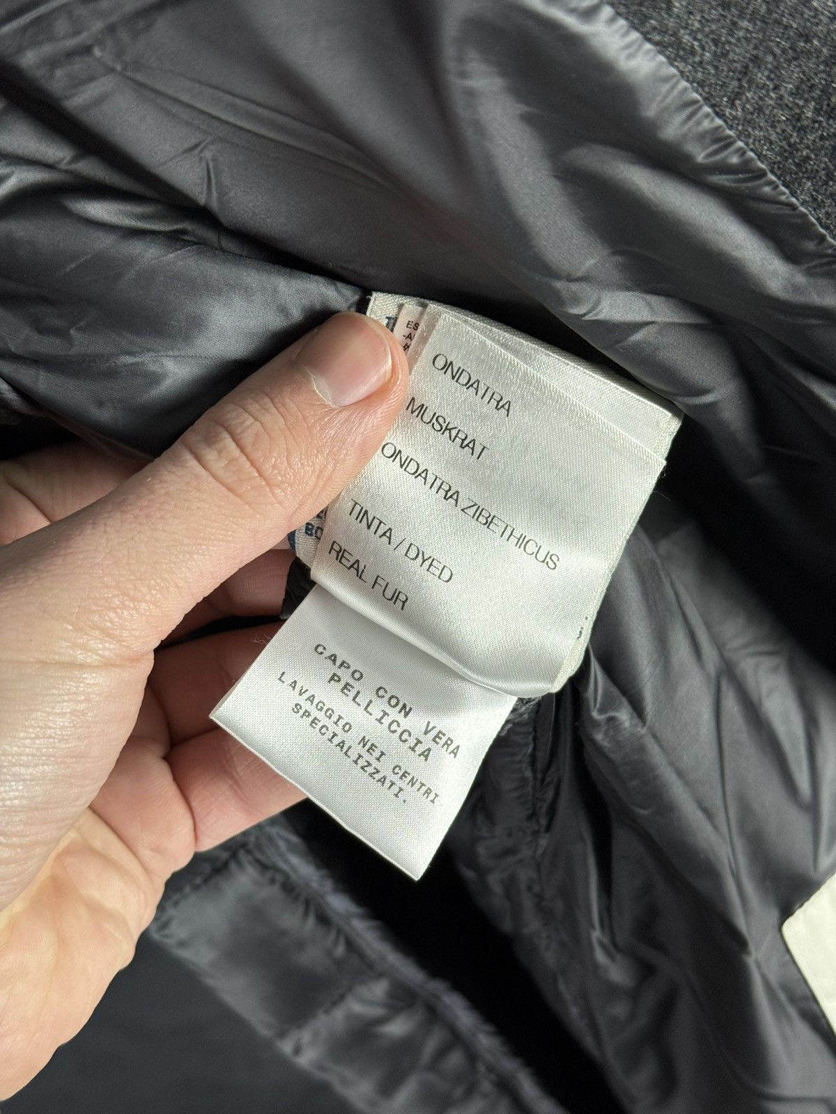 Moncler Moncler Seyne Giubbotto Women’s Down Coat Jacket Fur Grey Size XS / US 0-2 / IT 36-38 - 17 Thumbnail