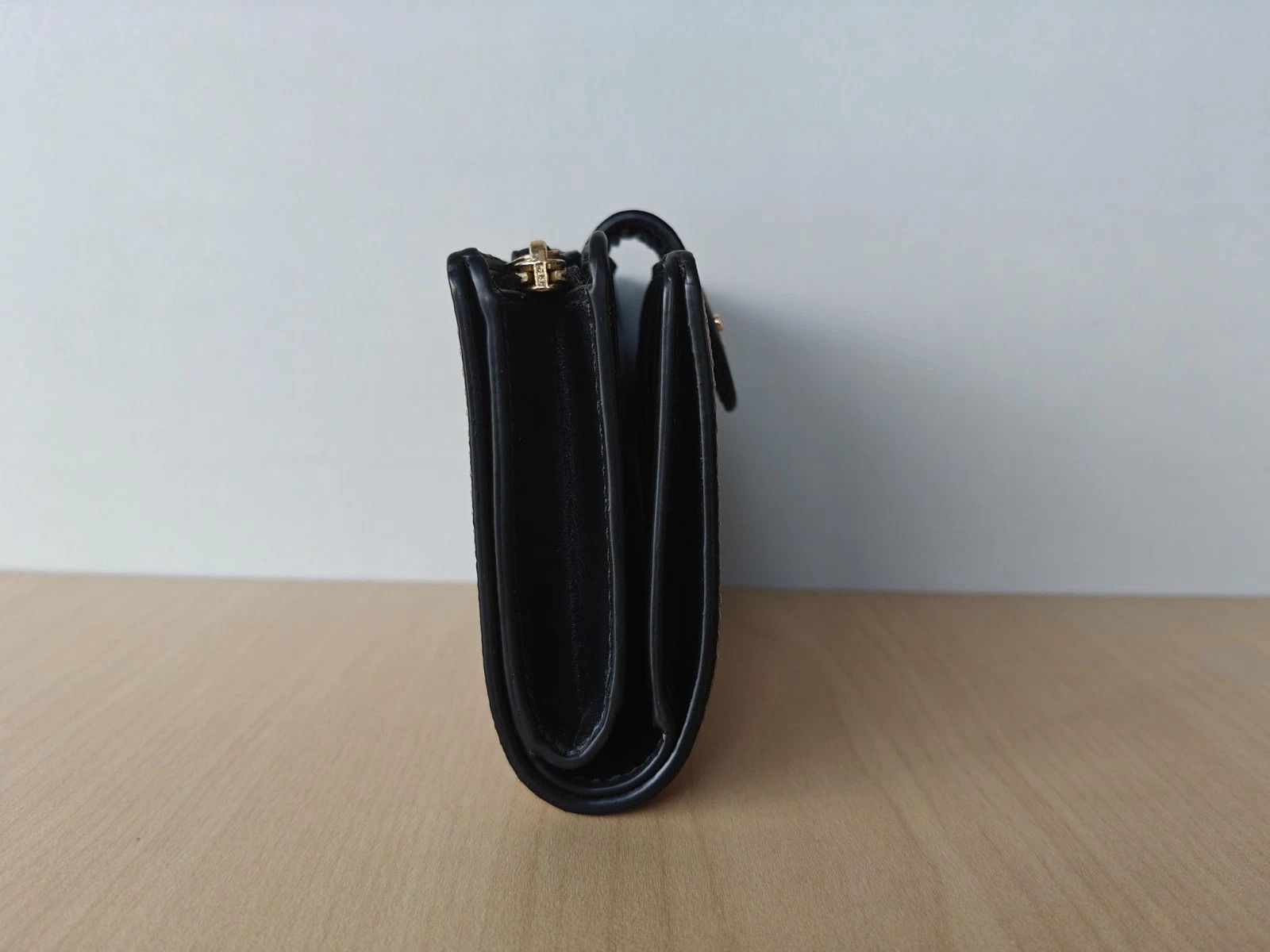 Coach Coach Medium Corner Zip Wallet In Signature T/1008 Size ONE SIZE - 5 Thumbnail