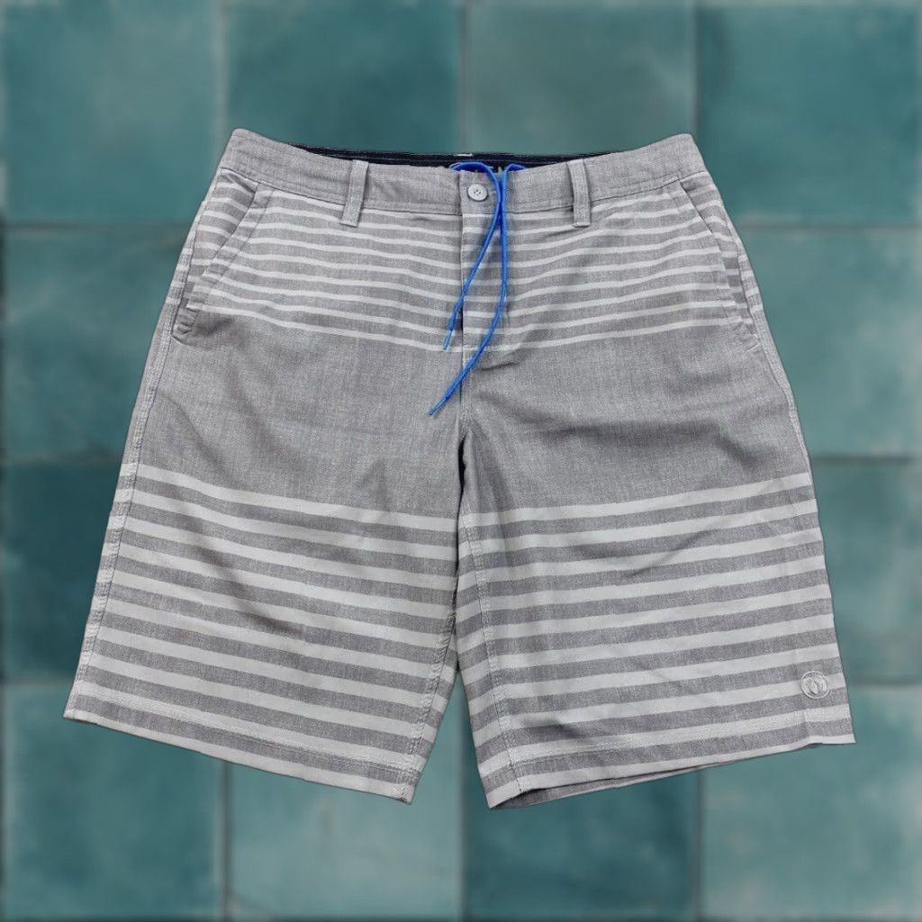 Hang Ten Hang Ten Shorts Bermuda Men 34 Gray Striped Pockets Casual Regular Front Flat Front Size US 34 / EU 50 - 1 Thumbnail
