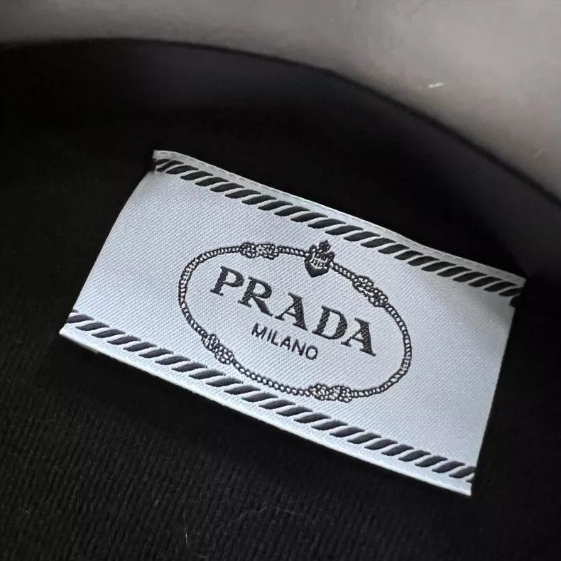 Prada PRADA Striped Knit Sweater Size 36 New -2505 Size US S / EU 44-46 / 1 - 4 Thumbnail