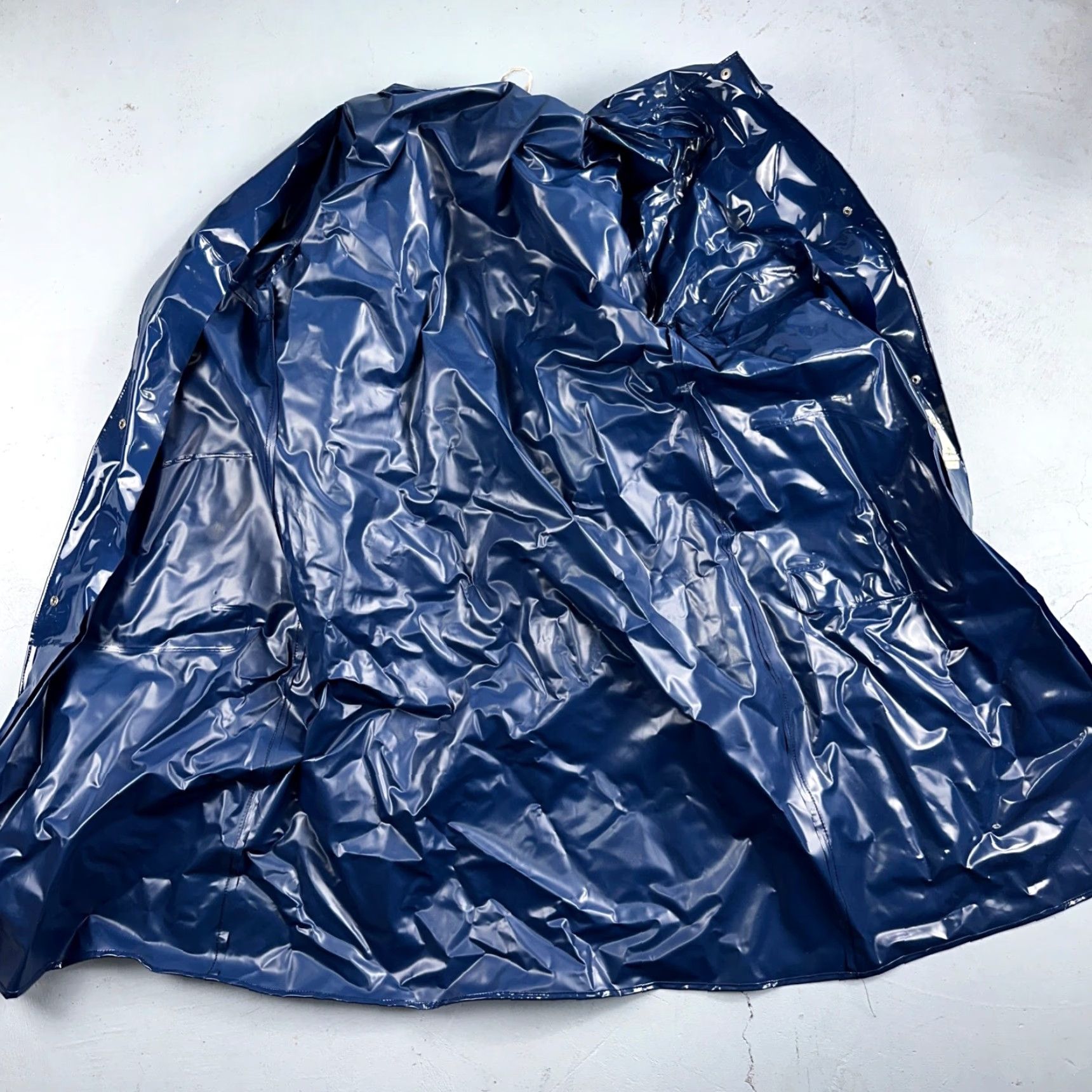 Vintage VINTAGE Liliput Womens Blue Trench Raincoat + Bucket Hat Polyester Rubber Vinyl 70s VTG Size L / US 10 / IT 46 - 3 Thumbnail