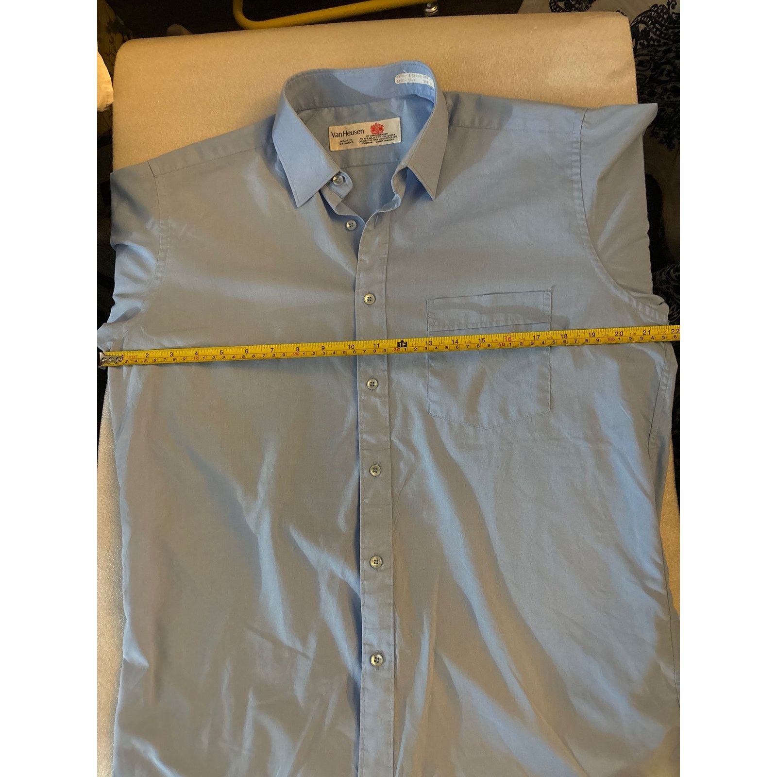 Van Heusen Van Heusen Light Blue Dress Shirt 15 1/2 Business Casual Size US XS / EU 42 / 0 - 8 Thumbnail