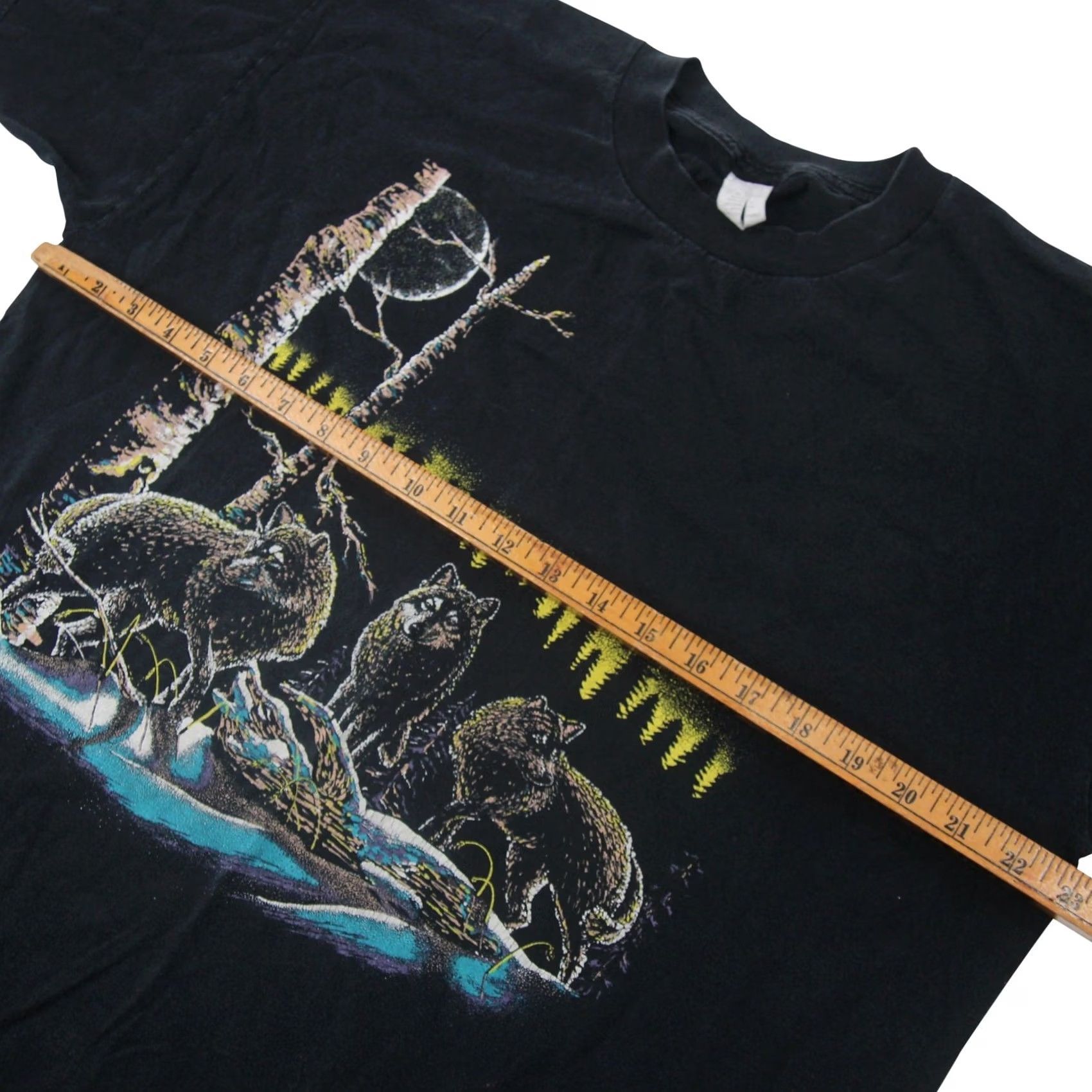 Vintage VINTAGE Wolf Night Scene Graphic T Shirt USA Made 90s Black XL Mens Size US XL / EU 56 / 4 - 5 Thumbnail