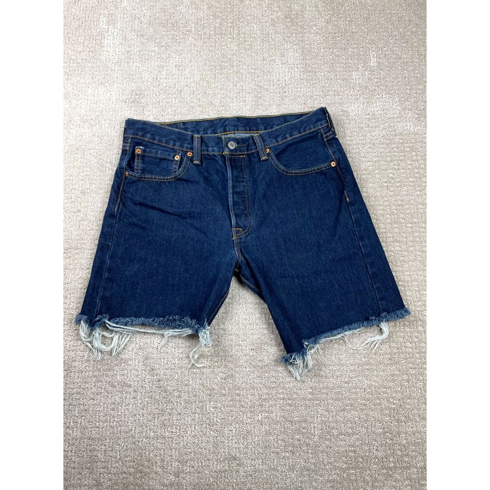 Levi's VINTAGE Levi's 501 Shorts Denim Button Fly Boho Festival Casual Women 32 Dark Wash High Rise 5-Pocket Fray Raw Hem Size 24" / US 00 / IT 34 - 3 Thumbnail