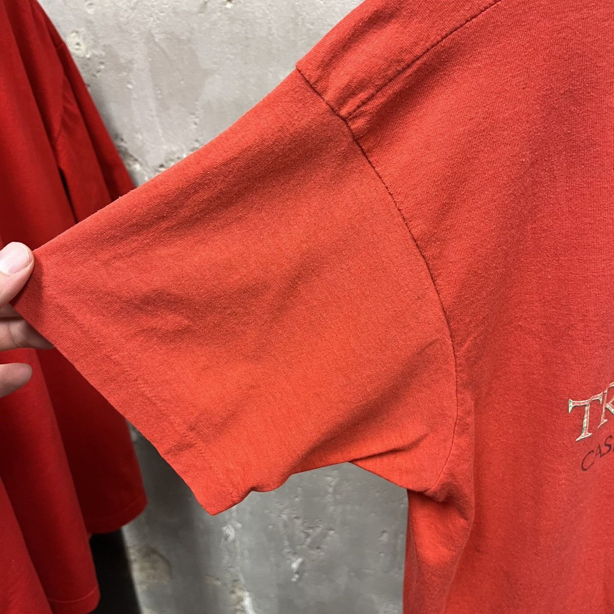 Vintage Trump Castle Vintage 90s Potential Millionare Red T-Shirt L Size US L / EU 52-54 / 3 - 9 Thumbnail