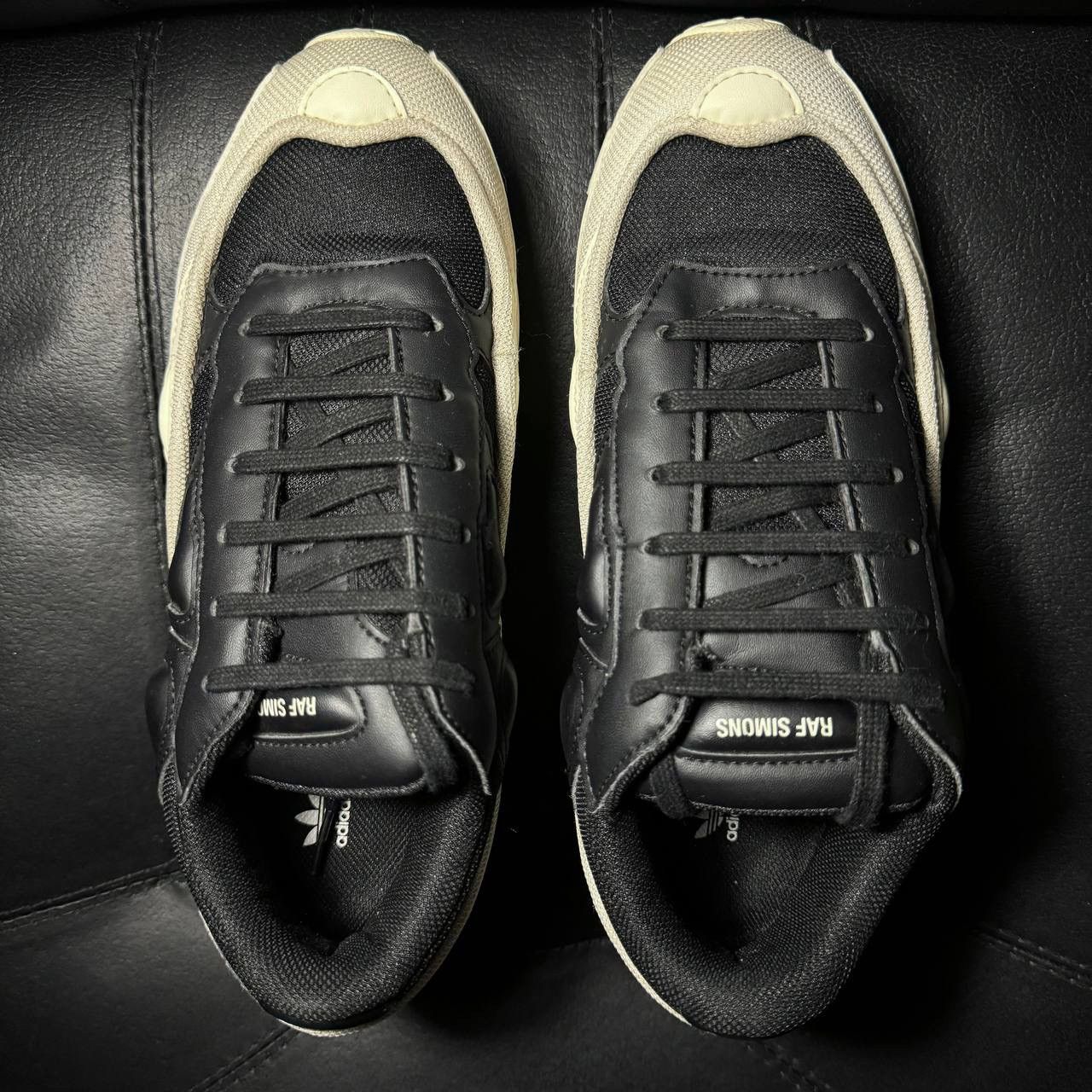 Adidas × Raf Simons Adidas Raf Simons Ozweego Cream White Size US 6.5 / IT 36.5 - 7 Thumbnail