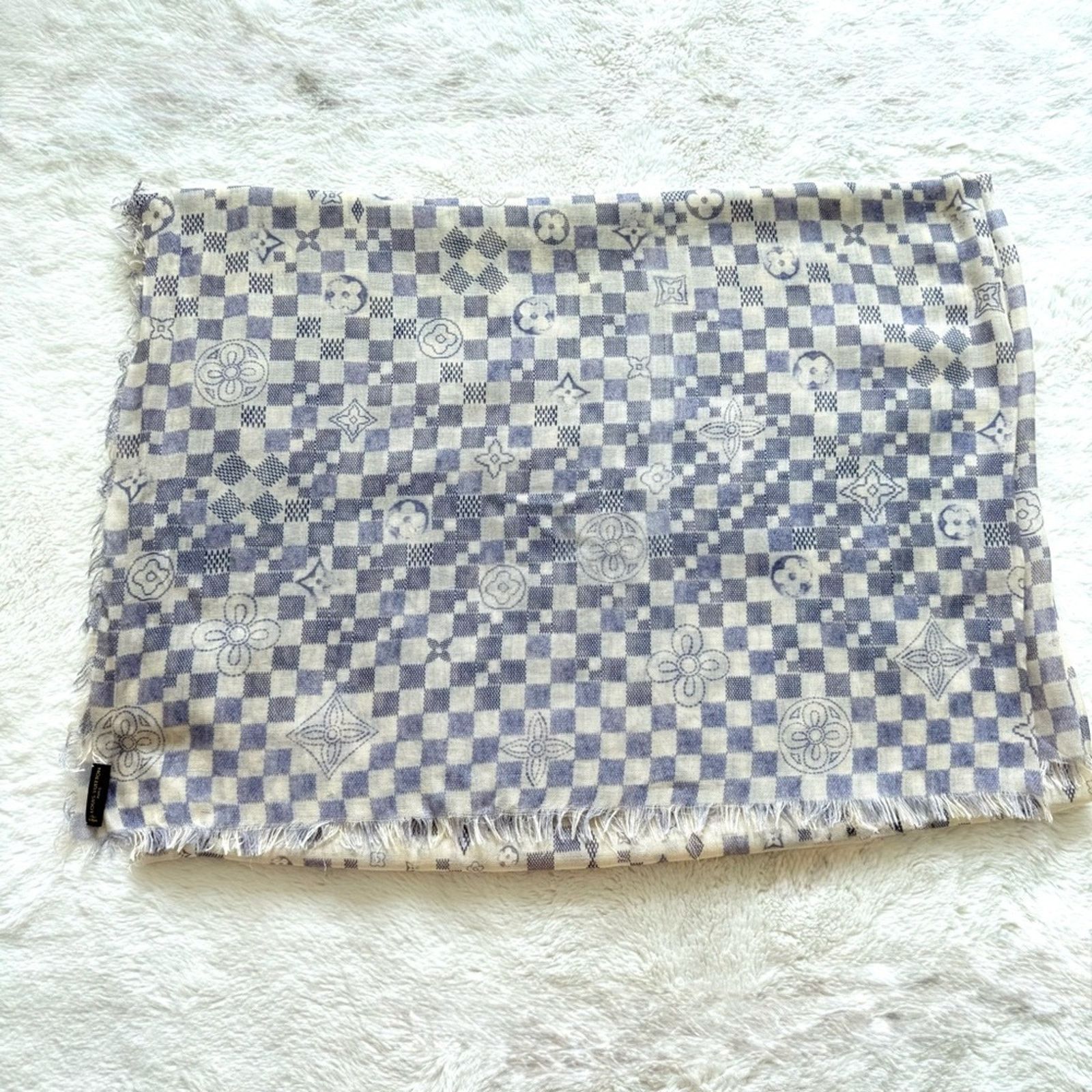 Louis Vuitton LOUIS VUITTON Cashmere Silk Damier Azur Monogram Scarf Size ONE SIZE - 2 Thumbnail