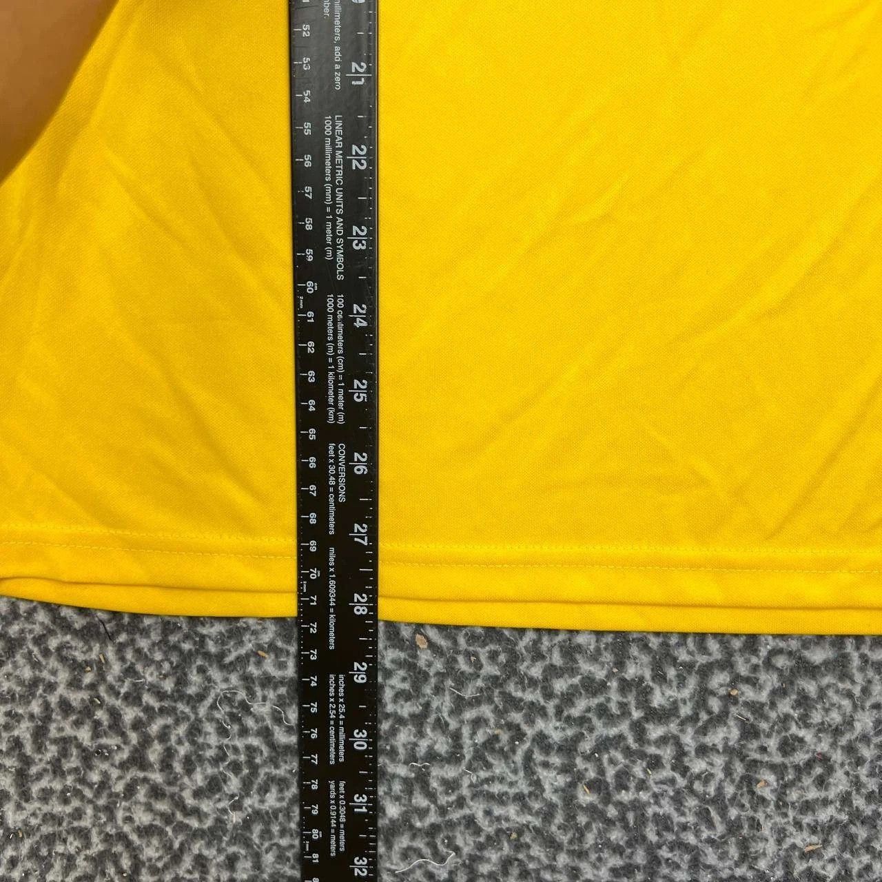 Rhinox Brazil Soccer Team Jersey Shirt Men M Short Sleeve V-Neck Size US M / EU 48-50 / 2 - 3 Thumbnail