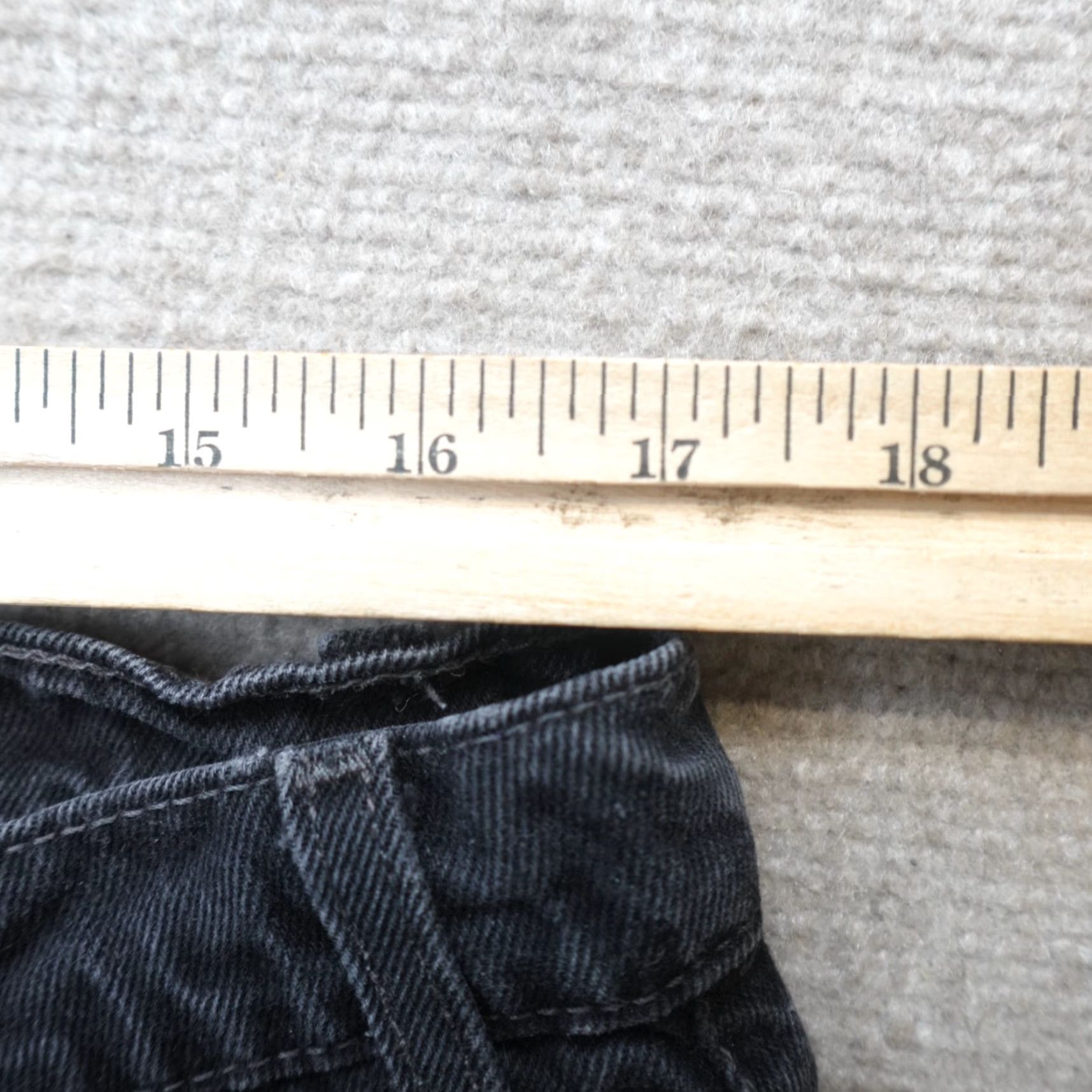 Levi's VINTAGE Levi's 550 Jeans 36 x 33 Black Zip Fly Relaxed Taper Men 36 Regular Inseam 33 Levi's 550 Denim Cotton Jeans 1998 Black Mens Size US 36 / EU 52 - 7 Thumbnail