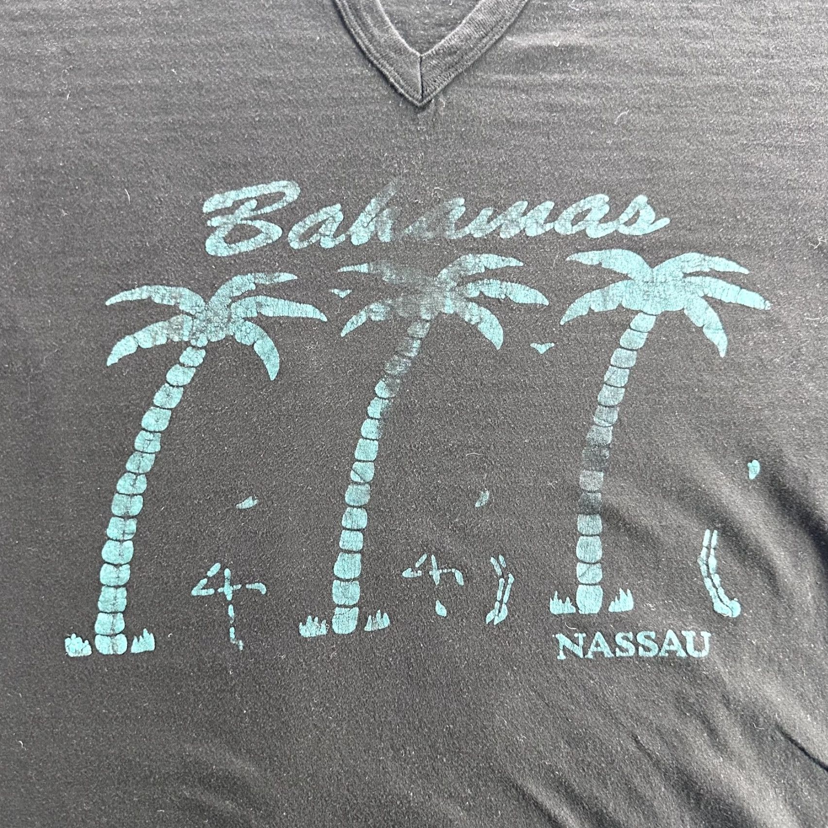 Other VINTAGE Bahamas Nassau Shirt Mens Large Black V-Neck Palm Tree Graphic Print short sleeve Size US L / EU 52-54 / 3 - 2 Thumbnail