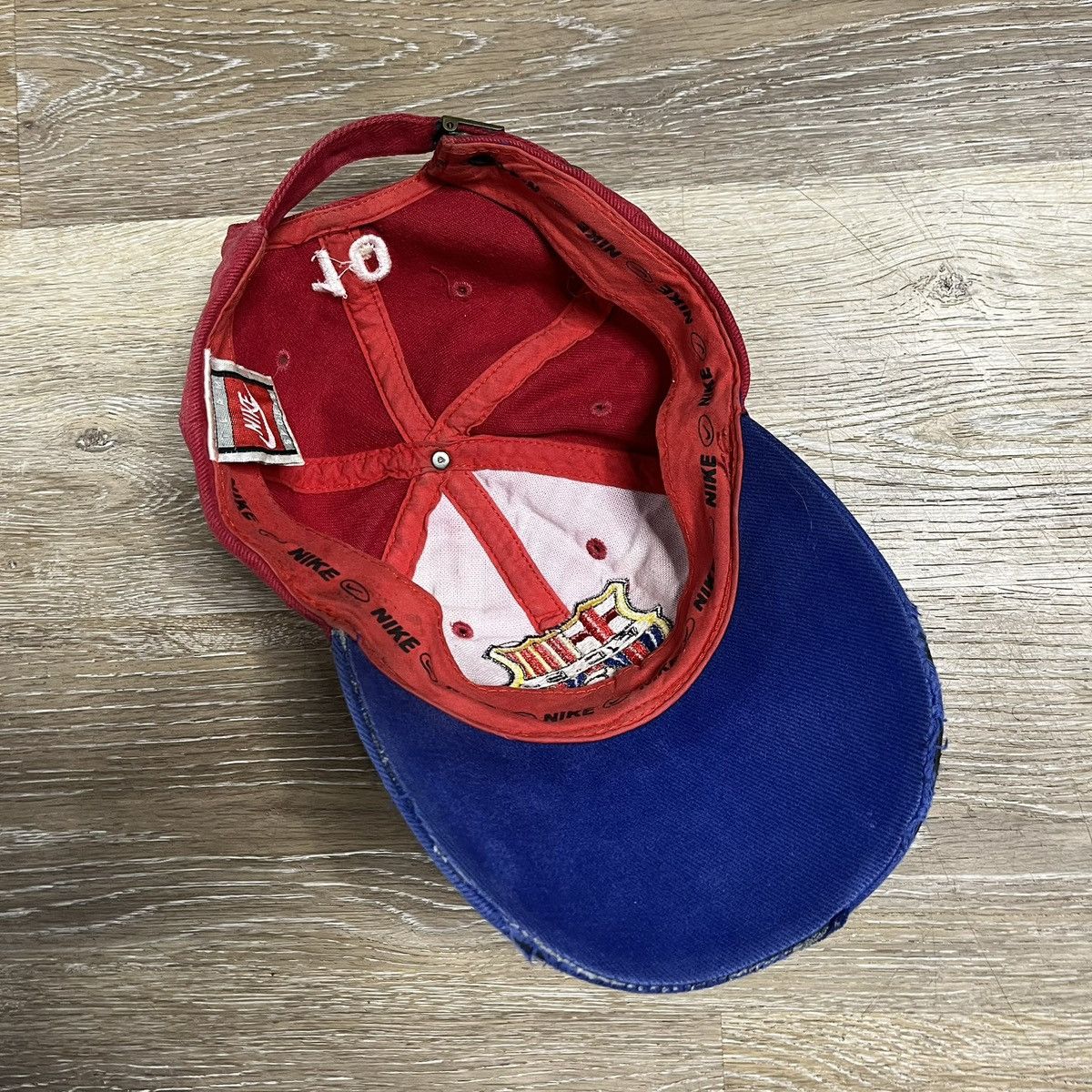 Nike × Vintage 00s ronaldinho barcelona hat Size ONE SIZE - 5 Thumbnail