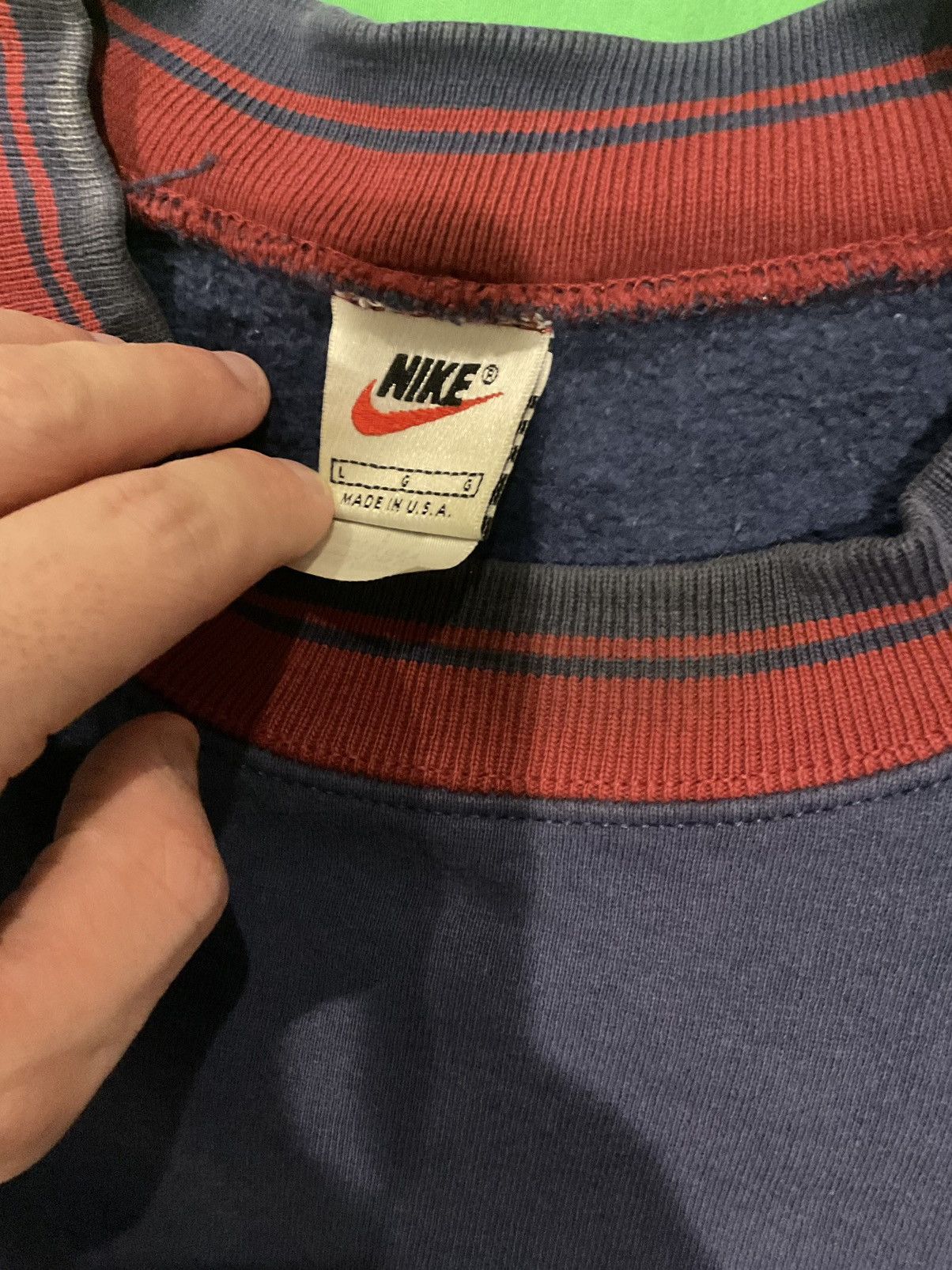 Nike × Vintage Vintage Nike sweatshirt with red embroidery Size US L / EU 52-54 / 3 - 2 Thumbnail