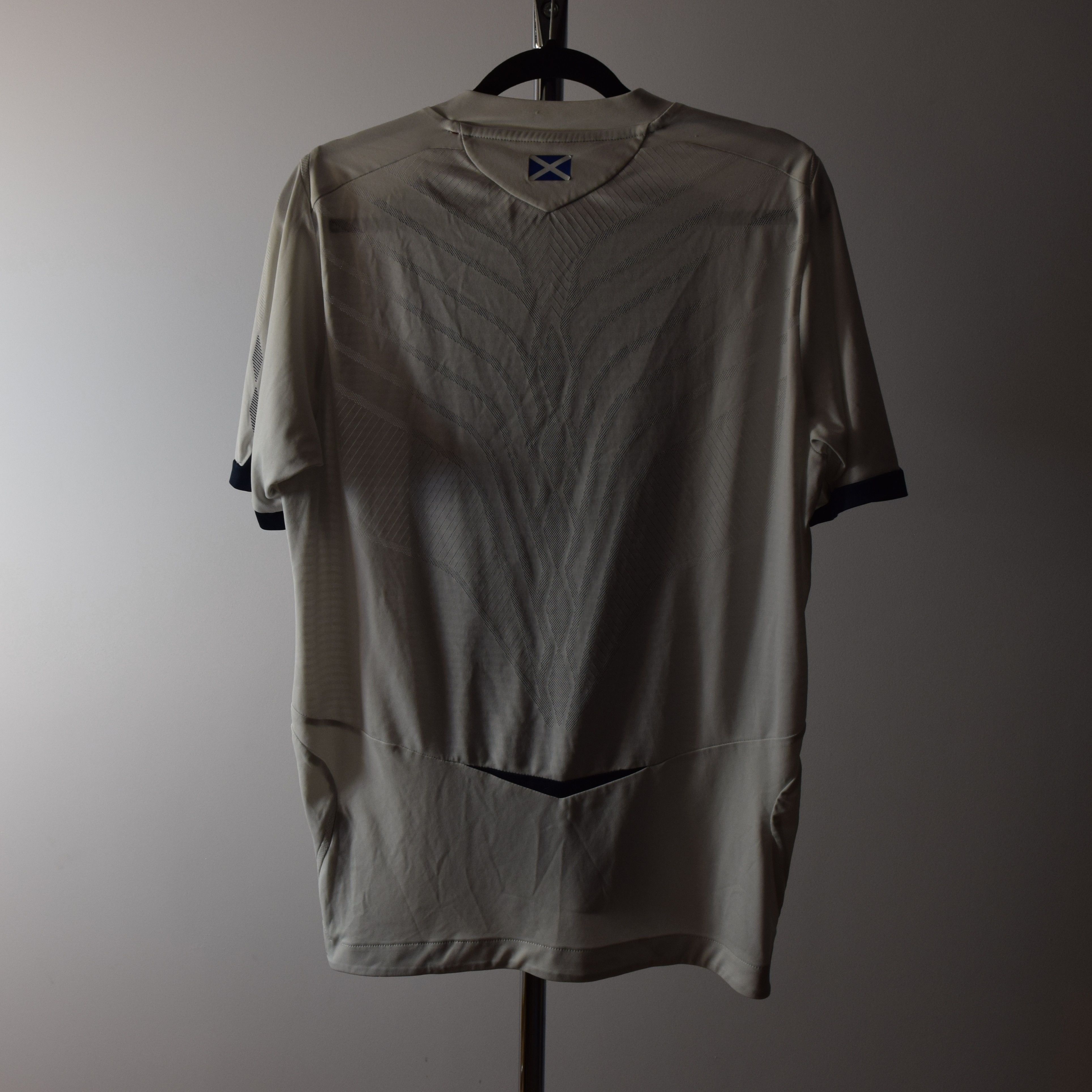Umbro × Vintage Heart Of Midlothian Hearts special edition Poppy 2010 jersey Size US M / EU 48-50 / 2 - 2 Thumbnail