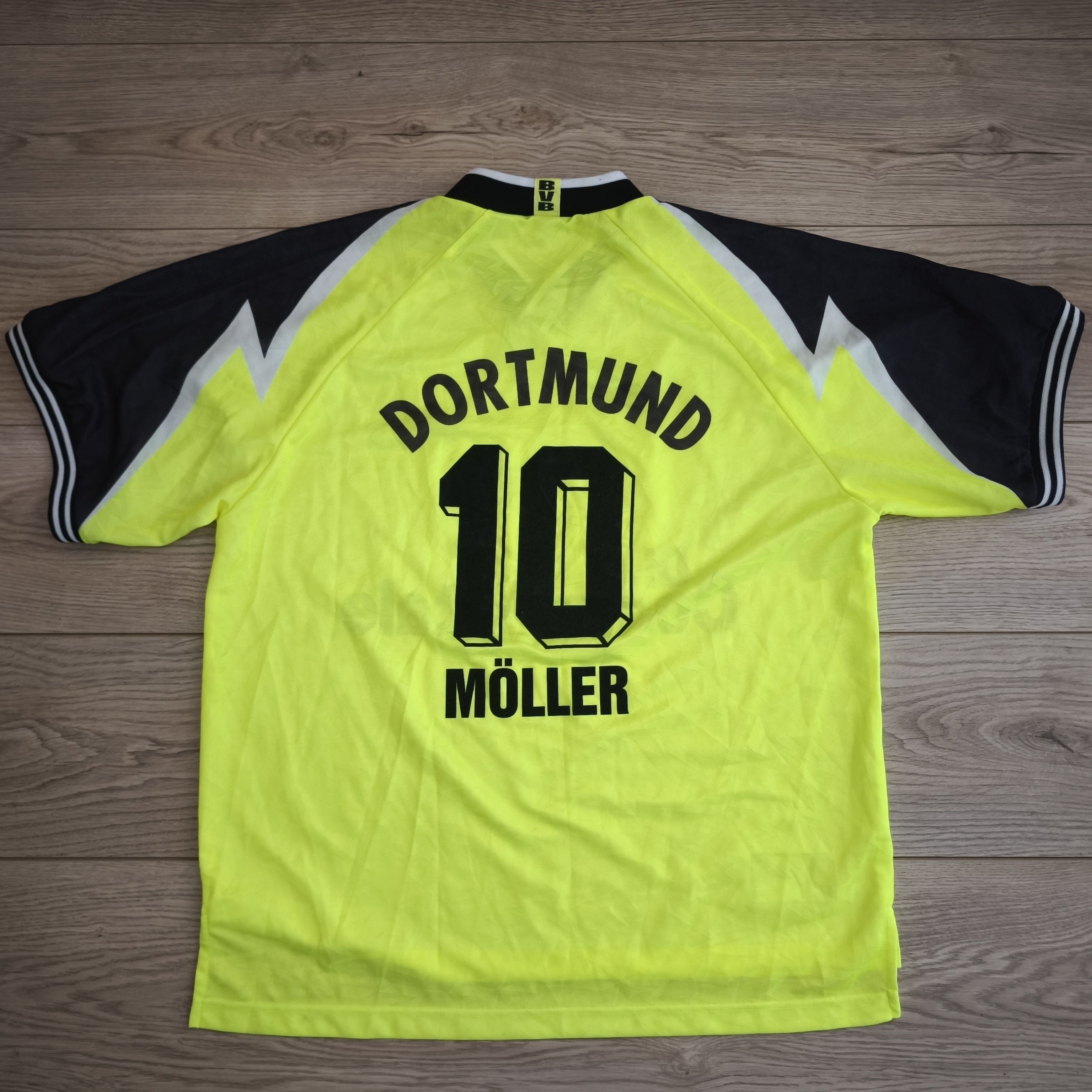 Nike Borussia Dortmund Size US XXL / EU 58 / 5 - 6 Thumbnail