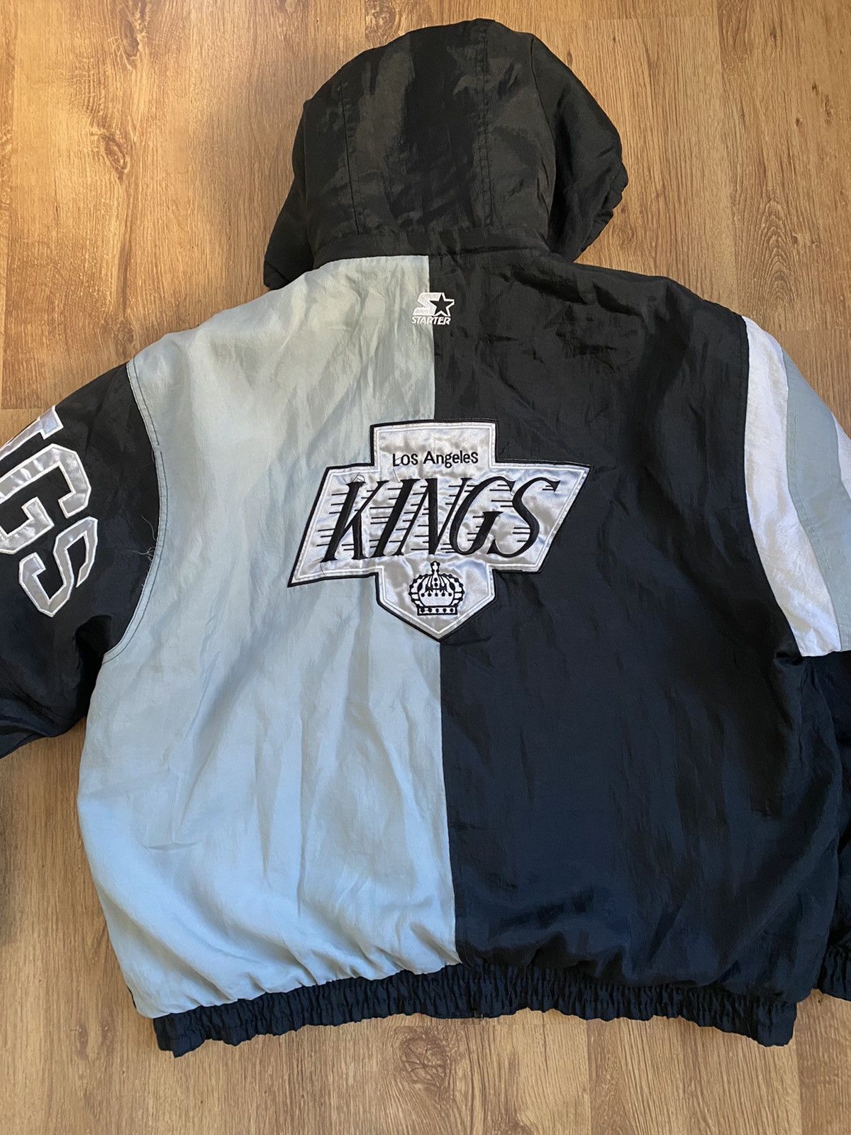 Vintage NHL Los Angeles Kings Starter Puffer Nylon Jacket