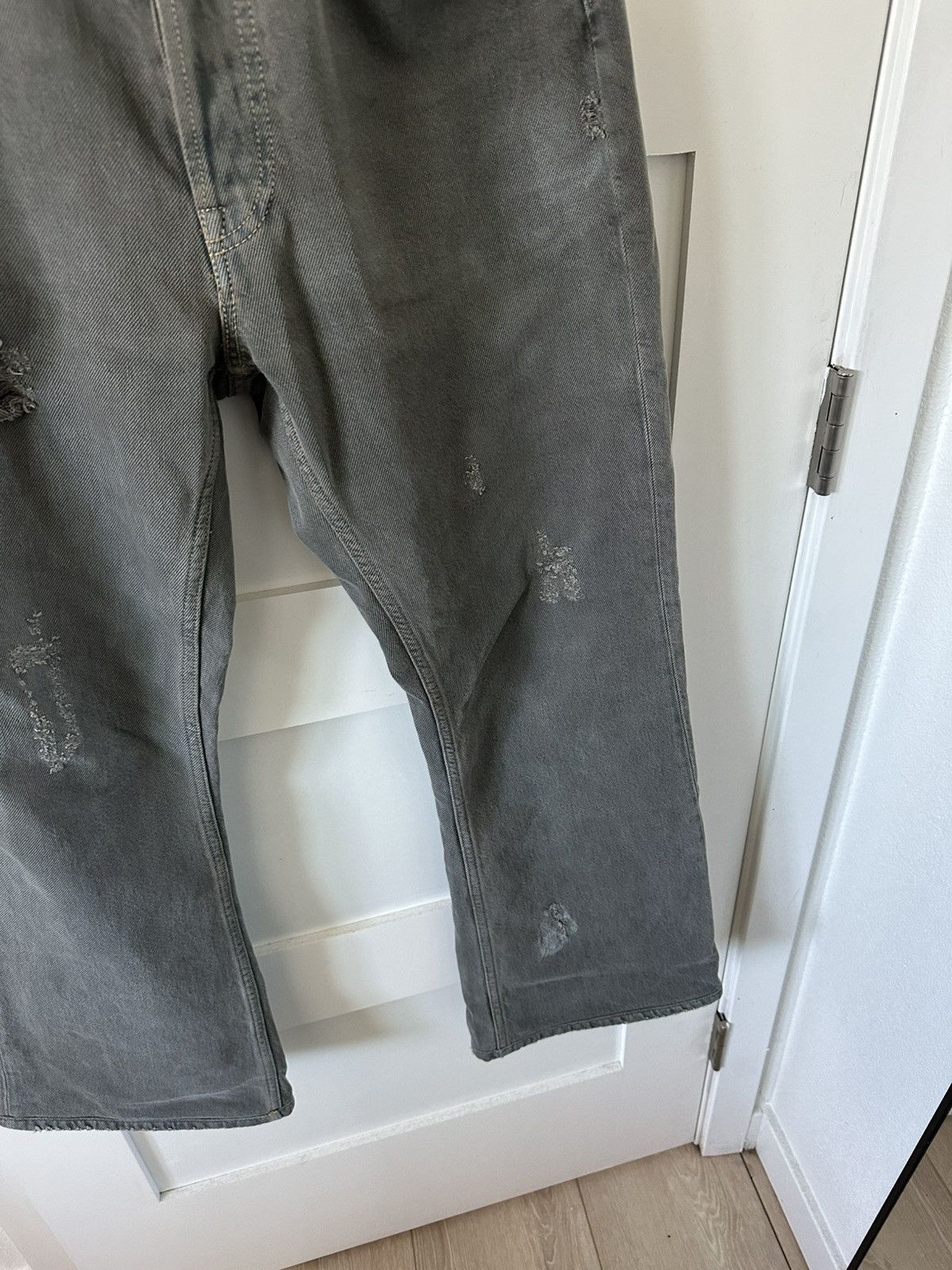Acne Studios Acne Studios 1992m Desert Dust Destroyed Flared Denim Size US 30 / EU 46 - 5 Thumbnail
