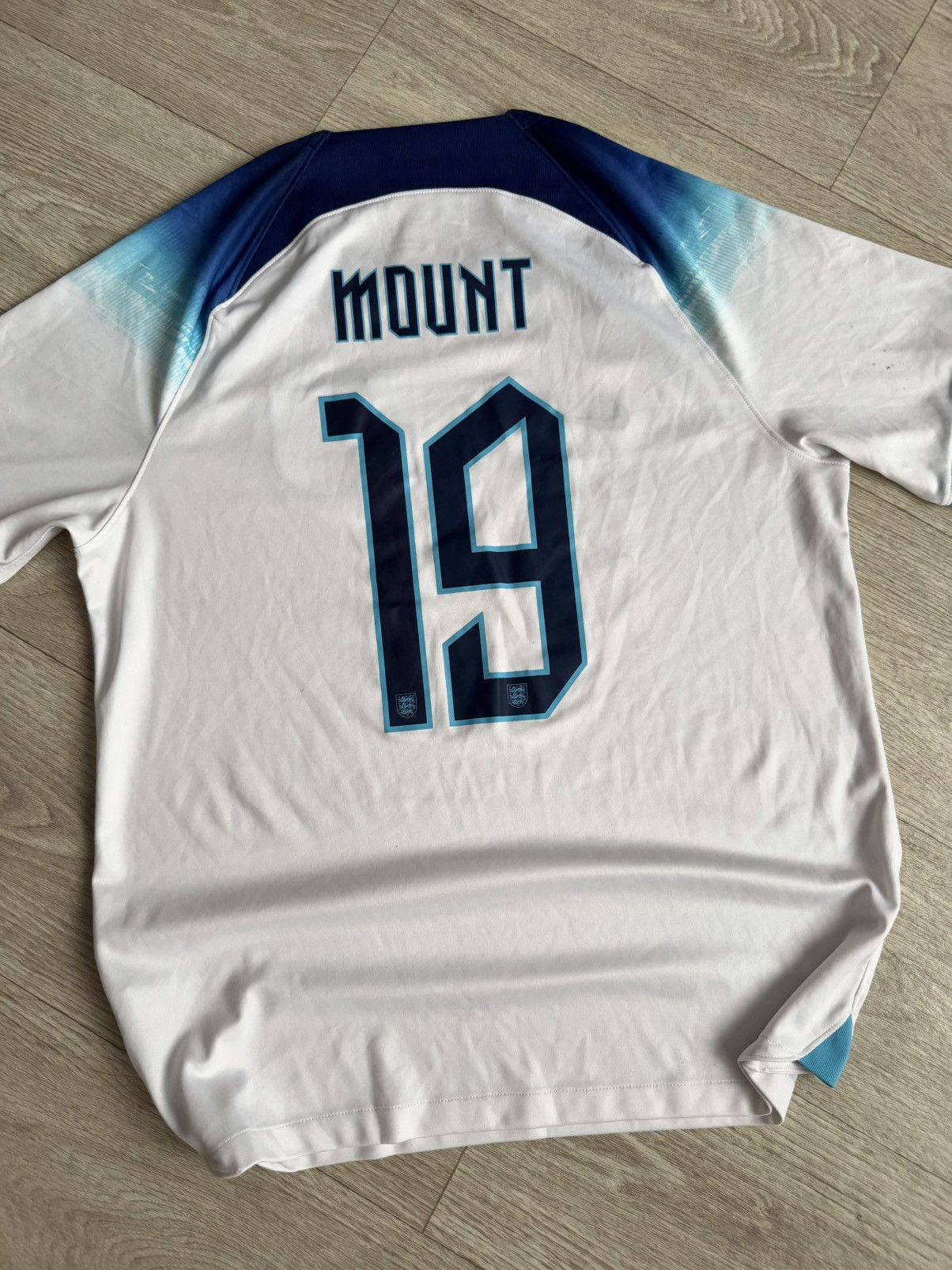 Nike 🔷Nike England 2022 Mason Mount #19 Soccer jersey🔷 Size US L / EU 52-54 / 3 - 10 Thumbnail