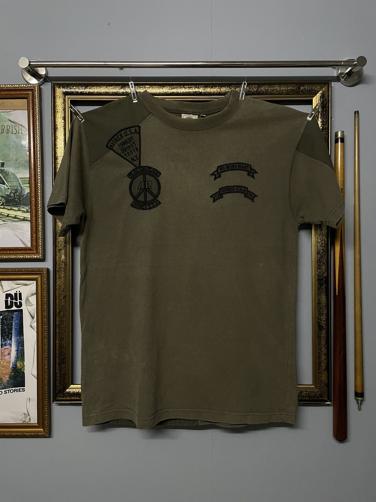 Avirex × Designer × Vintage Vintage 1990s Designer Avirex No More War Army Green Tshirt Size US M / EU 48-50 / 2 - 1 Thumbnail