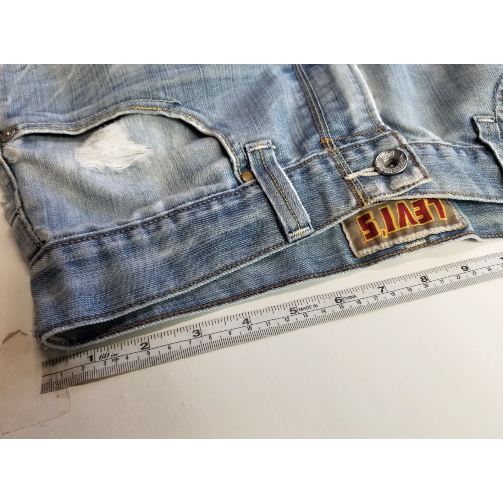 Levi's Levi's Jeans Slim 32x30 Blue Denim 514 Straight 5-Pocket 32 Regular Mens Casual Distressed Jeans Size US 32 / EU 48 - 3 Thumbnail